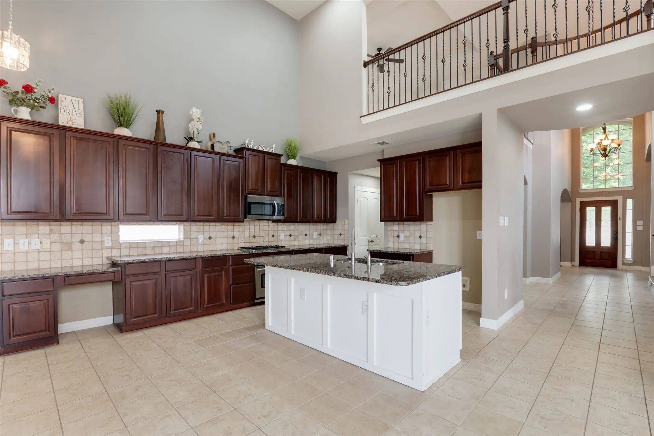 Single Family Residence For Sale in Denton County , 11202 Monarch Drive, Frisco, Texas 75033, 4 Bedroom, 3 Bathroom, 2 Garage spaces, 3,074 Sqft, built in 2005, mls#21265882, Real Estate Agent in Frisco, Homes For Sale in Denton county, Homes For Sale in Frisco, Realtor in Frisco Texas, Real Estate Brokerage Independent Realty Texas, Luminita Cordes Realtor