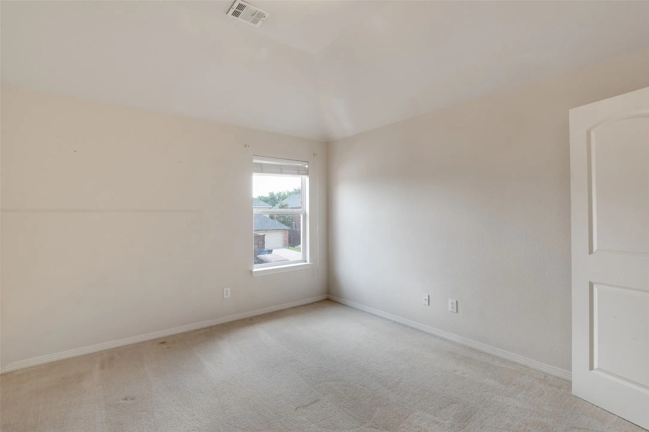 Single Family Residence For Sale in Denton County , 11202 Monarch Drive, Frisco, Texas 75033, 4 Bedroom, 3 Bathroom, 2 Garage spaces, 3,074 Sqft, built in 2005, mls#21265882, Real Estate Agent in Frisco, Homes For Sale in Denton county, Homes For Sale in Frisco, Realtor in Frisco Texas, Real Estate Brokerage Independent Realty Texas, Luminita Cordes Realtor