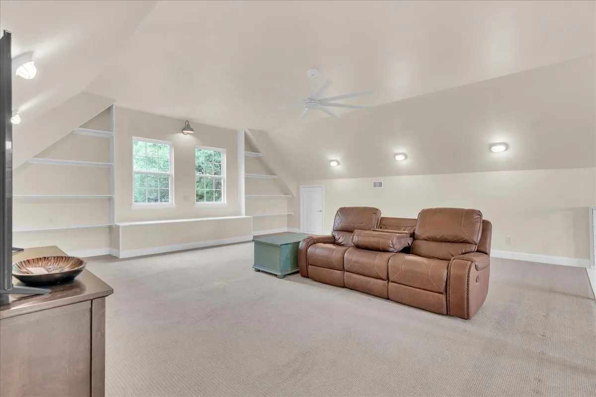 Single Family Residence For Sale in Johnson County , 11024 County Road 528, Mansfield, Texas 76063, 4 Bedroom, 3 Bathroom, Garage spaces, 2,910 Sqft, built in 2015, mls#21254431, Real Estate Agent in Mansfield, Homes For Sale in Johnson county, Homes For Sale in Mansfield, Realtor in Mansfield Texas, Real Estate Brokerage Independent Realty Texas, Luminita Cordes Realtor