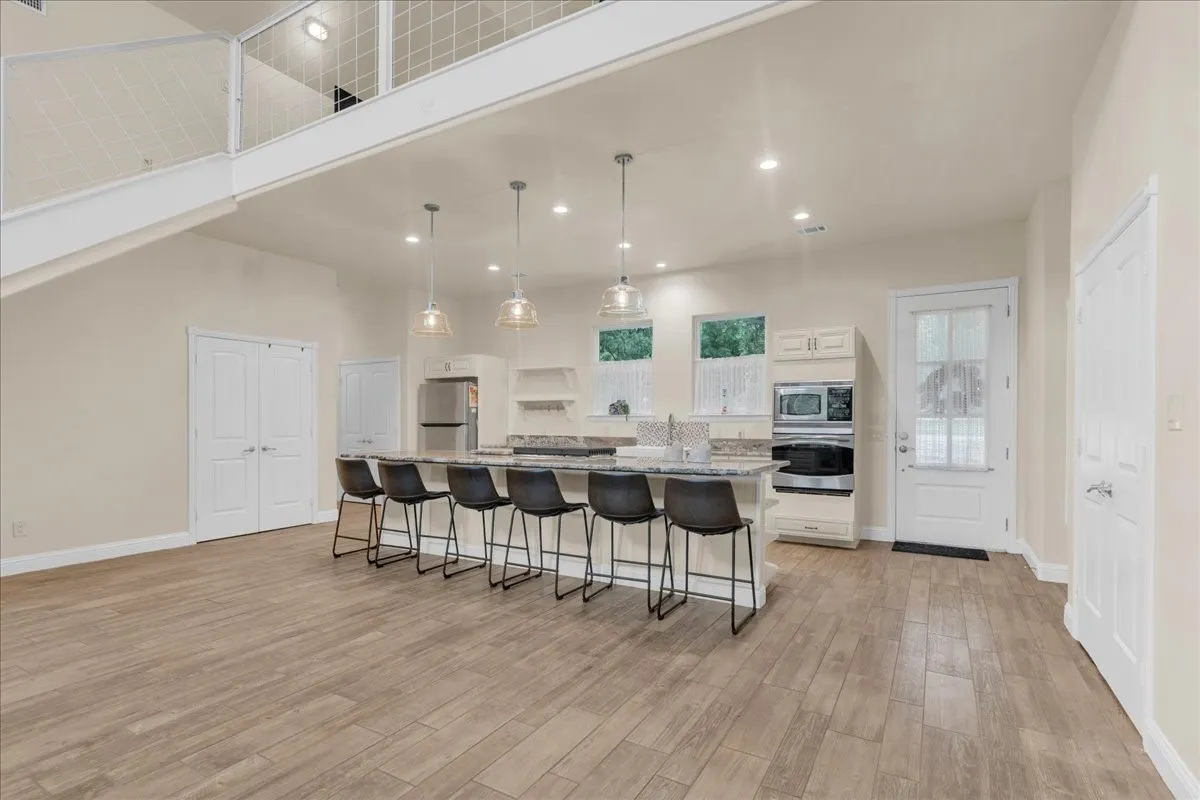 Single Family Residence For Sale in Johnson County , 11024 County Road 528, Mansfield, Texas 76063, 4 Bedroom, 3 Bathroom, Garage spaces, 2,910 Sqft, built in 2015, mls#21254431, Real Estate Agent in Mansfield, Homes For Sale in Johnson county, Homes For Sale in Mansfield, Realtor in Mansfield Texas, Real Estate Brokerage Independent Realty Texas, Luminita Cordes Realtor
