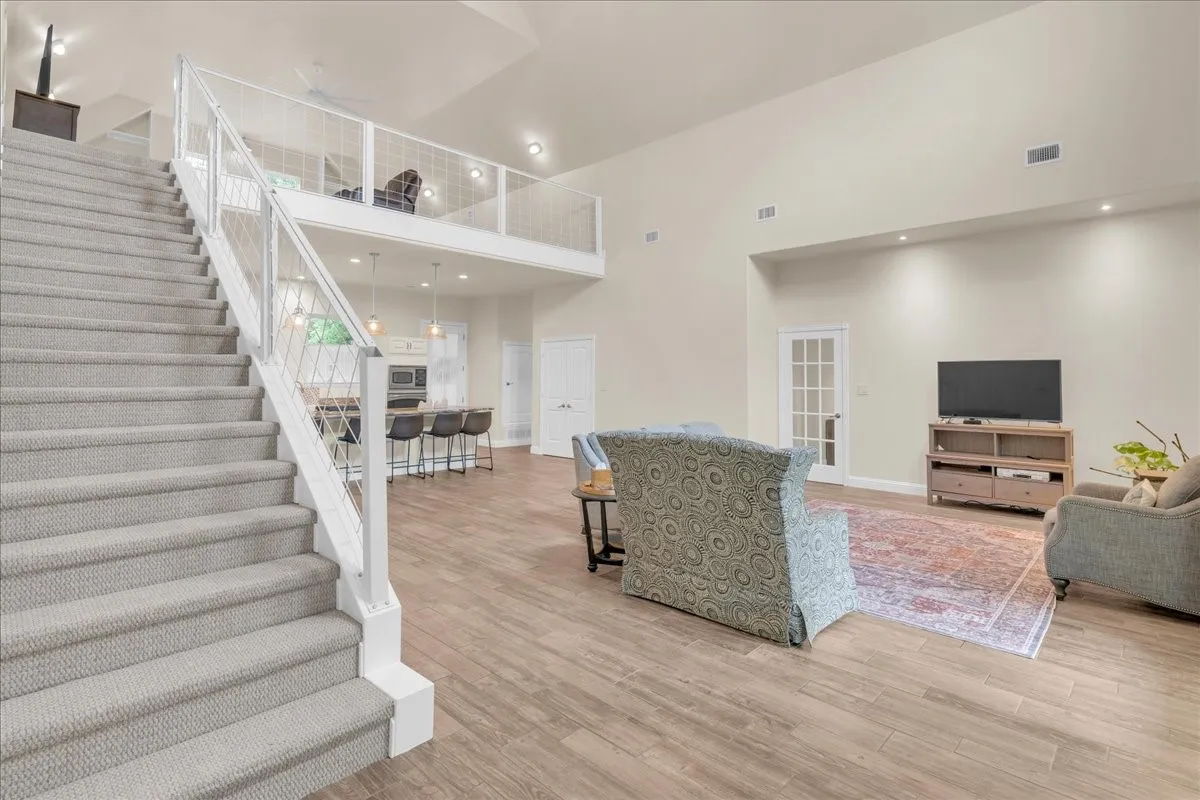 Single Family Residence For Sale in Johnson County , 11024 County Road 528, Mansfield, Texas 76063, 4 Bedroom, 3 Bathroom, Garage spaces, 2,910 Sqft, built in 2015, mls#21254431, Real Estate Agent in Mansfield, Homes For Sale in Johnson county, Homes For Sale in Mansfield, Realtor in Mansfield Texas, Real Estate Brokerage Independent Realty Texas, Luminita Cordes Realtor