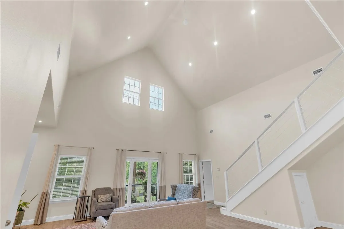 Single Family Residence For Sale in Johnson County , 11024 County Road 528, Mansfield, Texas 76063, 4 Bedroom, 3 Bathroom, Garage spaces, 2,910 Sqft, built in 2015, mls#21254431, Real Estate Agent in Mansfield, Homes For Sale in Johnson county, Homes For Sale in Mansfield, Realtor in Mansfield Texas, Real Estate Brokerage Independent Realty Texas, Luminita Cordes Realtor