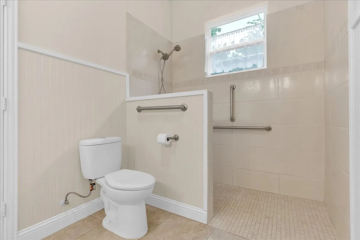 Single Family Residence For Sale in Johnson County , 11024 County Road 528, Mansfield, Texas 76063, 4 Bedroom, 3 Bathroom, Garage spaces, 2,910 Sqft, built in 2015, mls#21254431, Real Estate Agent in Mansfield, Homes For Sale in Johnson county, Homes For Sale in Mansfield, Realtor in Mansfield Texas, Real Estate Brokerage Independent Realty Texas, Luminita Cordes Realtor