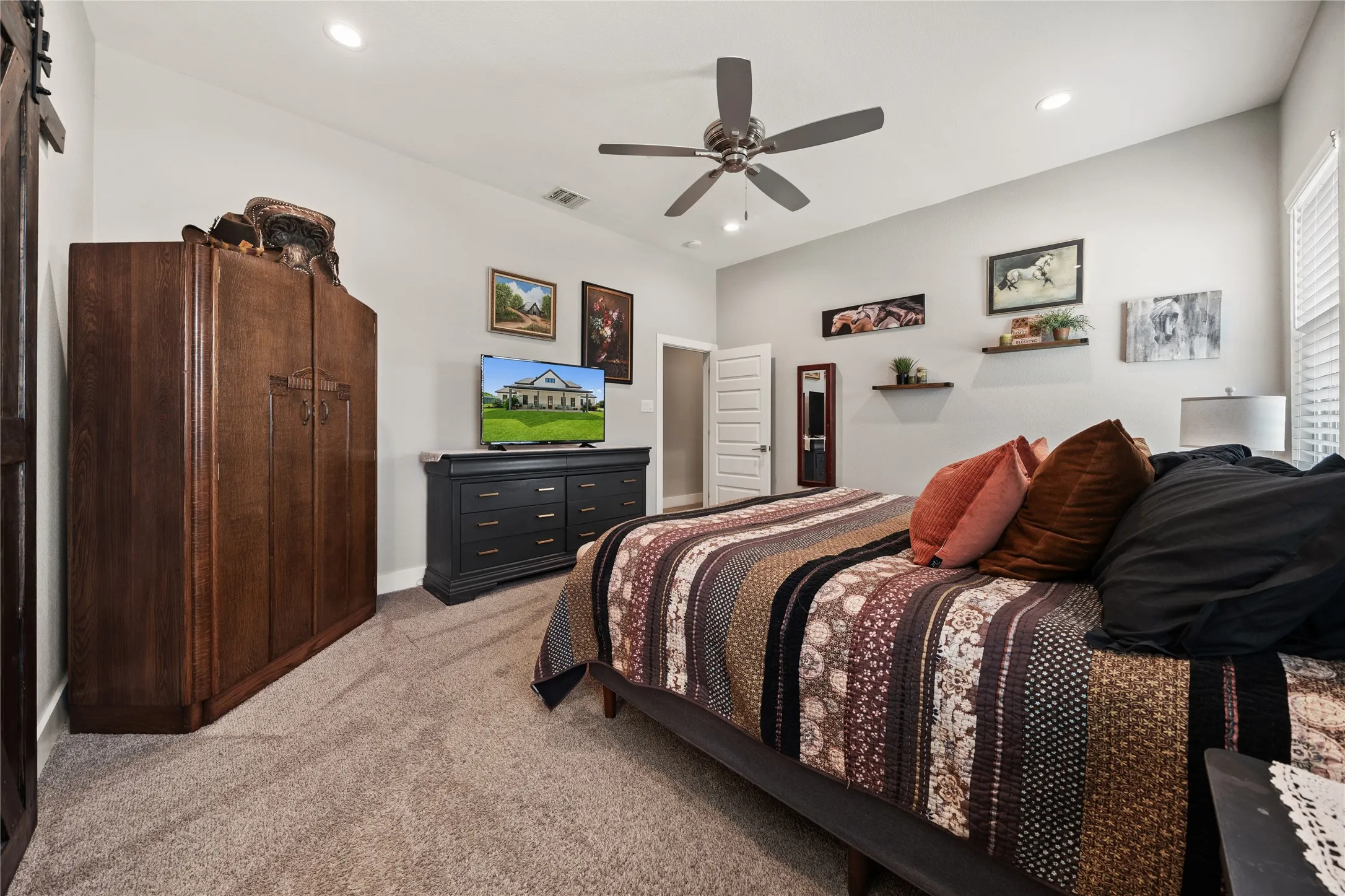 Single Family Residence For Sale in Parker County , 400 Adell Circle, Weatherford, Texas 76088, 4 Bedroom, 3 Bathroom, 3 Garage spaces, 2,482 Sqft, built in 2021, mls#21267670, Real Estate Agent in Weatherford, Homes For Sale in Parker county, Homes For Sale in Weatherford, Realtor in Weatherford Texas, Real Estate Brokerage Independent Realty Texas, Luminita Cordes Realtor