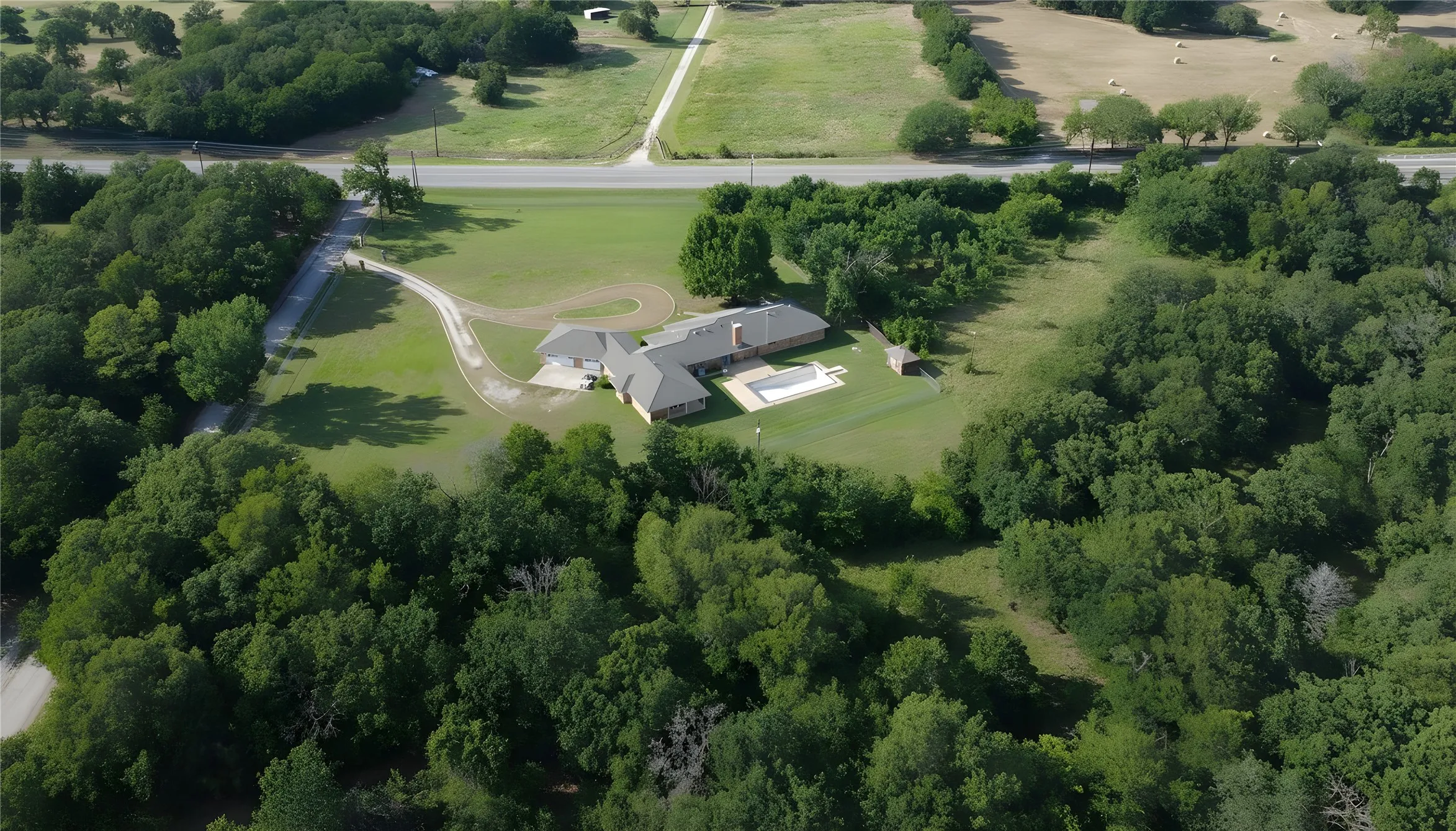 Single Family Residence For Sale in Denton County , 13001 Stonebridge Road, Argyle, Texas 76226, 5 Bedroom, 6 Bathroom, 3 Garage spaces, 4,437 Sqft, built in 1974, mls#21267488, Real Estate Agent in Argyle, Homes For Sale in Denton county, Homes For Sale in Argyle, Realtor in Argyle Texas, Real Estate Brokerage Independent Realty Texas, Luminita Cordes Realtor