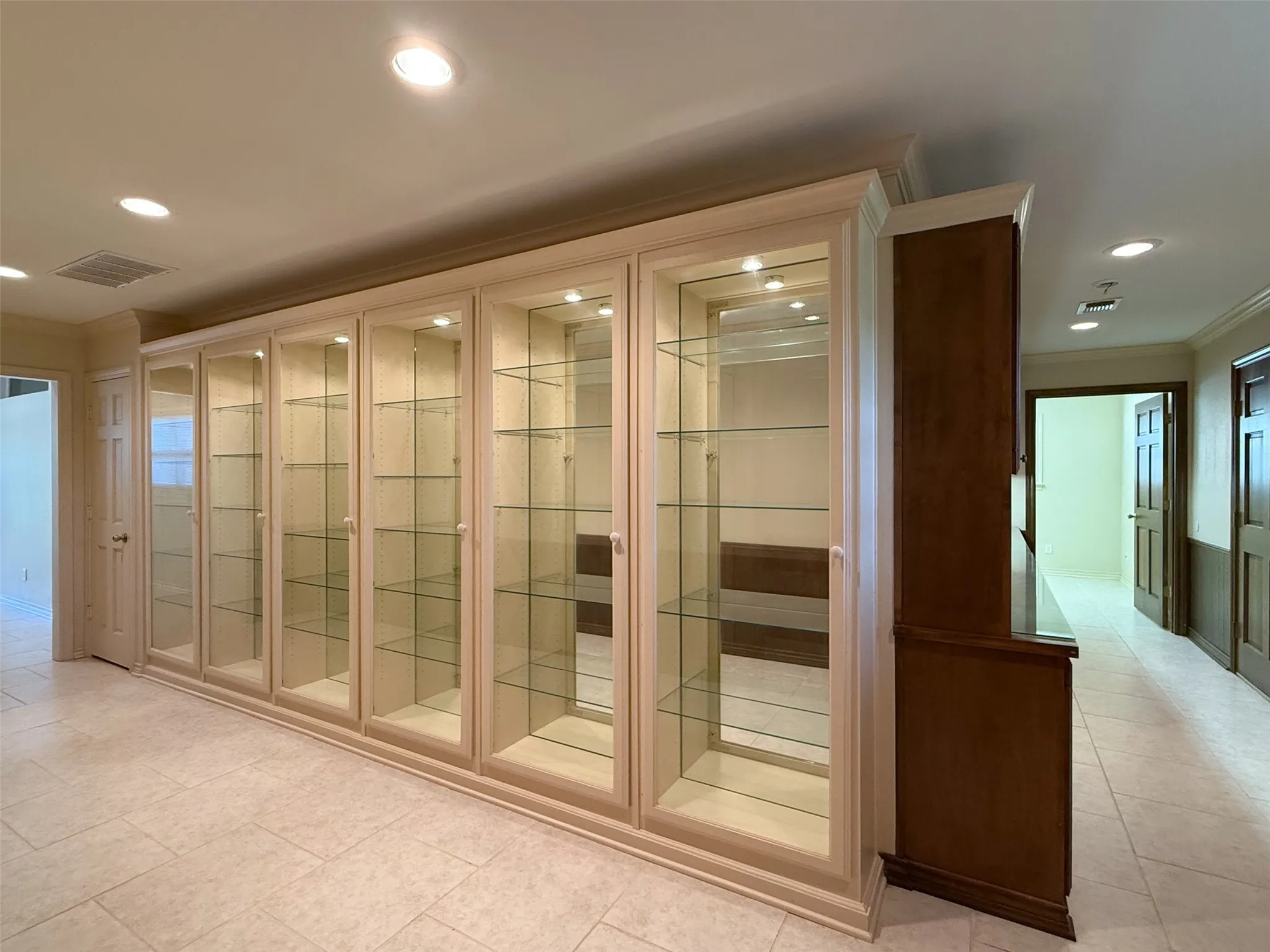 Primary Suite Hallway