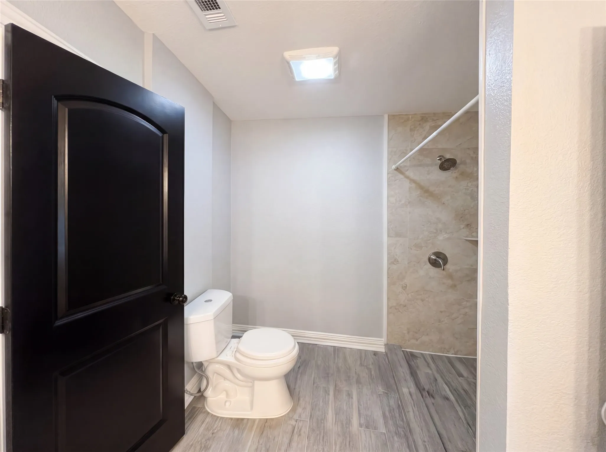 Single Family Residence For Sale in Dallas County , 11083 Erhard Drive, Dallas, Texas 75228, 4 Bedroom, 4 Bathroom, 2 Garage spaces, 4,395 Sqft, built in 1955, mls#21267825, Real Estate Agent in Dallas, Homes For Sale in Dallas county, Homes For Sale in Dallas, Realtor in Dallas Texas, Real Estate Brokerage Independent Realty Texas, Luminita Cordes Realtor
