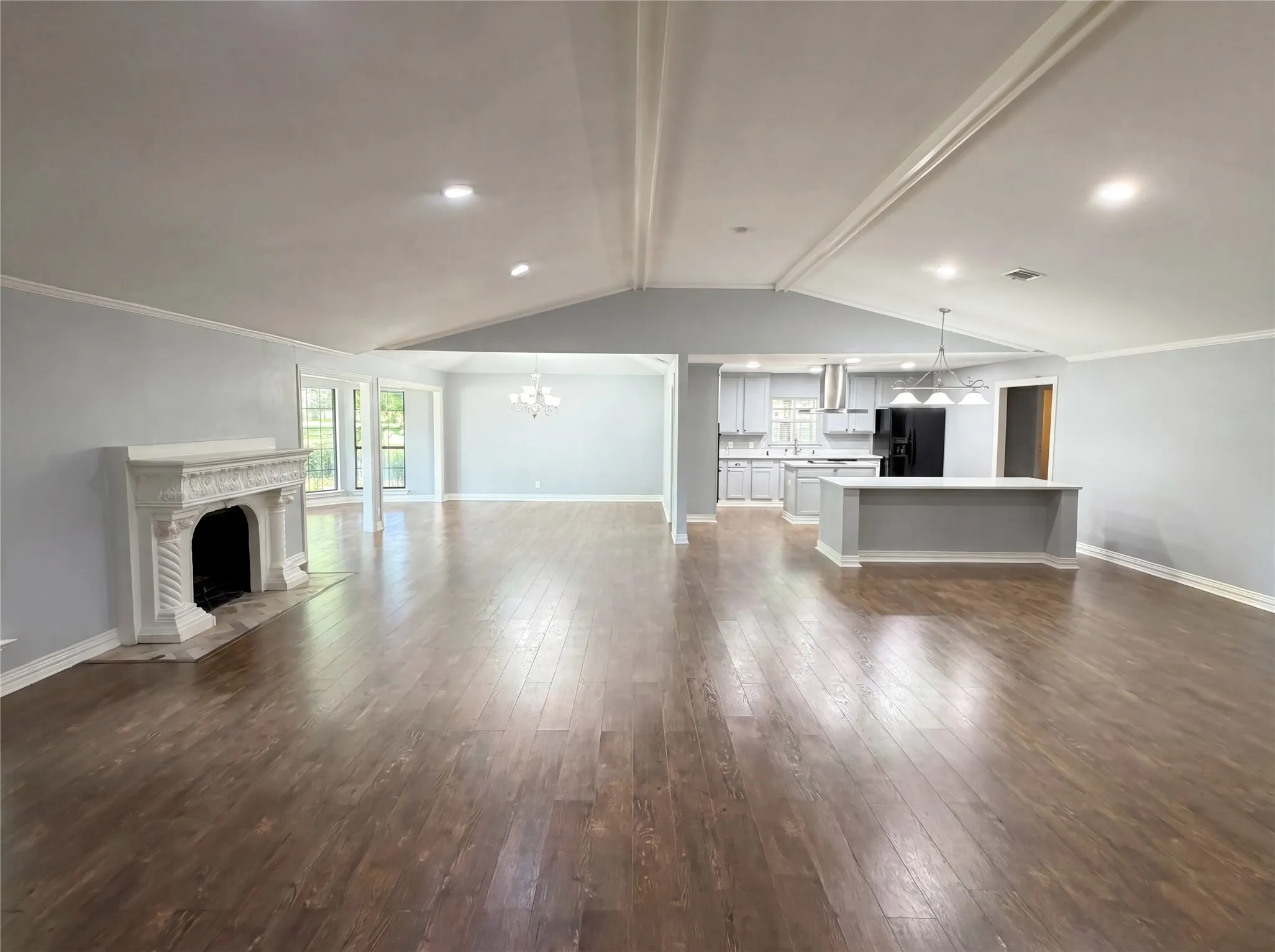 Single Family Residence For Sale in Dallas County , 11083 Erhard Drive, Dallas, Texas 75228, 4 Bedroom, 4 Bathroom, 2 Garage spaces, 4,395 Sqft, built in 1955, mls#21267825, Real Estate Agent in Dallas, Homes For Sale in Dallas county, Homes For Sale in Dallas, Realtor in Dallas Texas, Real Estate Brokerage Independent Realty Texas, Luminita Cordes Realtor