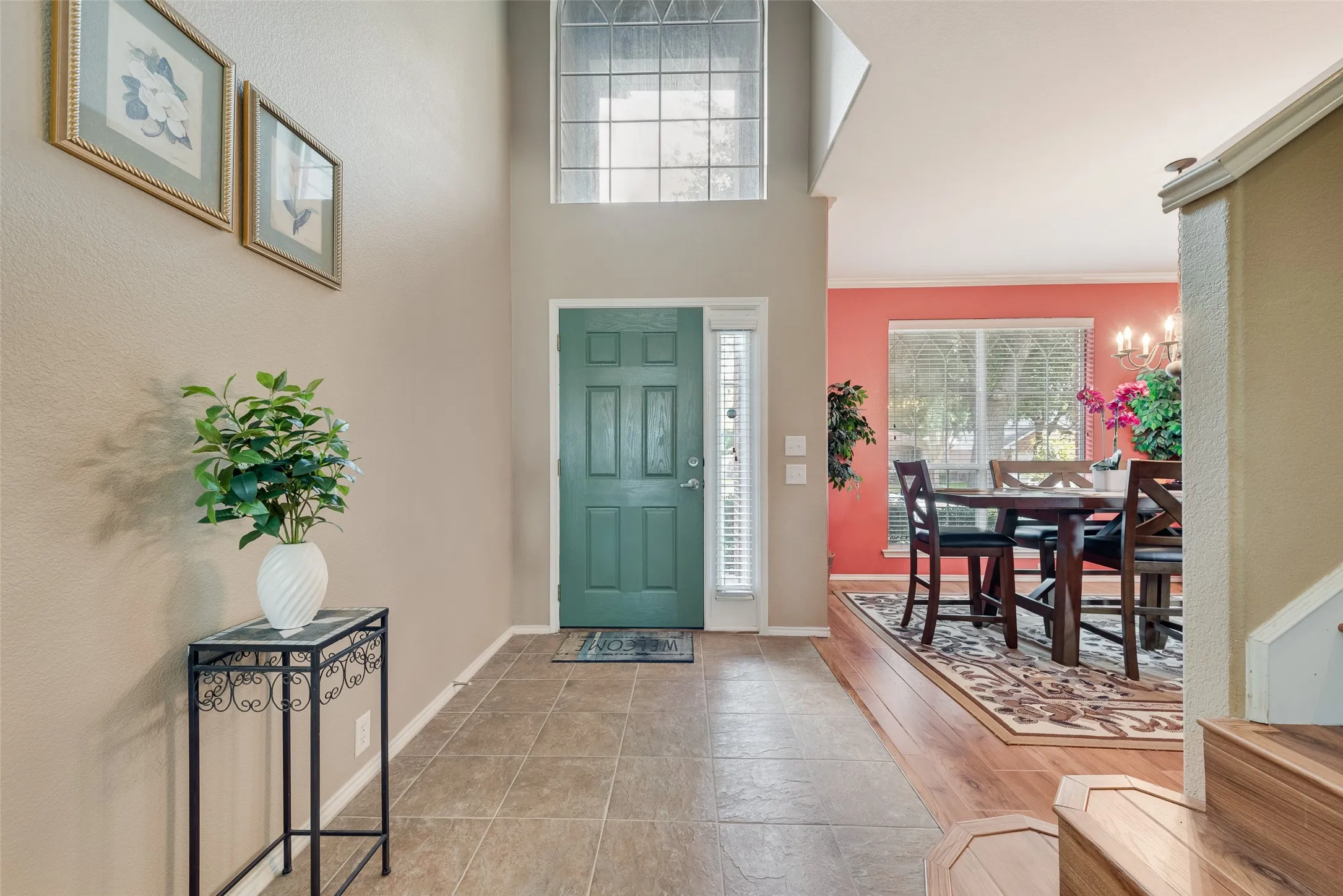 Single Family Residence For Sale in Rockwall County , 461 Sonoma Drive, Rockwall, Texas 75087, 5 Bedrooms, 3 Bathrooms, 2 Garage spaces, 3,070 Sqft, built in 2004, Price $415,000, mls#21266175, Real Estate Agent in Rockwall, Homes For Sale in Rockwall county, Homes For Sale in Rockwall, Realtor in Rockwall Texas, Real Estate Brokerage Independent Realty Texas, Luminita Cordes Realtor