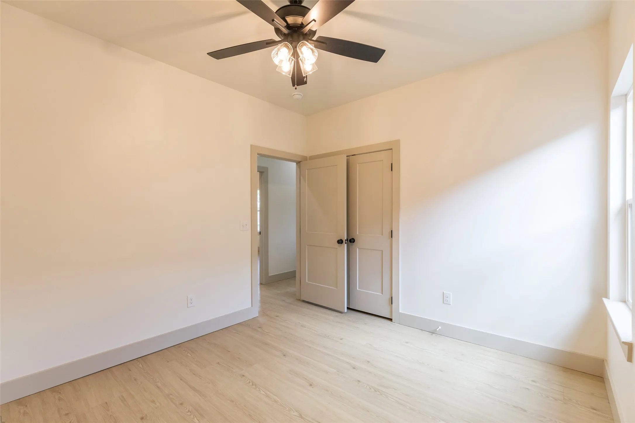 Single Family Residence For Sale in Taylor County , 926 Minda Street, Abilene, Texas 79602, 3 Bedrooms, 2 Bathrooms, 1 Garage spaces, 1,250 Sqft, built in 2026, Price $203,000, mls#21266742, Real Estate Agent in Abilene, Homes For Sale in Taylor county, Homes For Sale in Abilene, Realtor in Abilene Texas, Real Estate Brokerage Independent Realty Texas, Luminita Cordes Realtor
