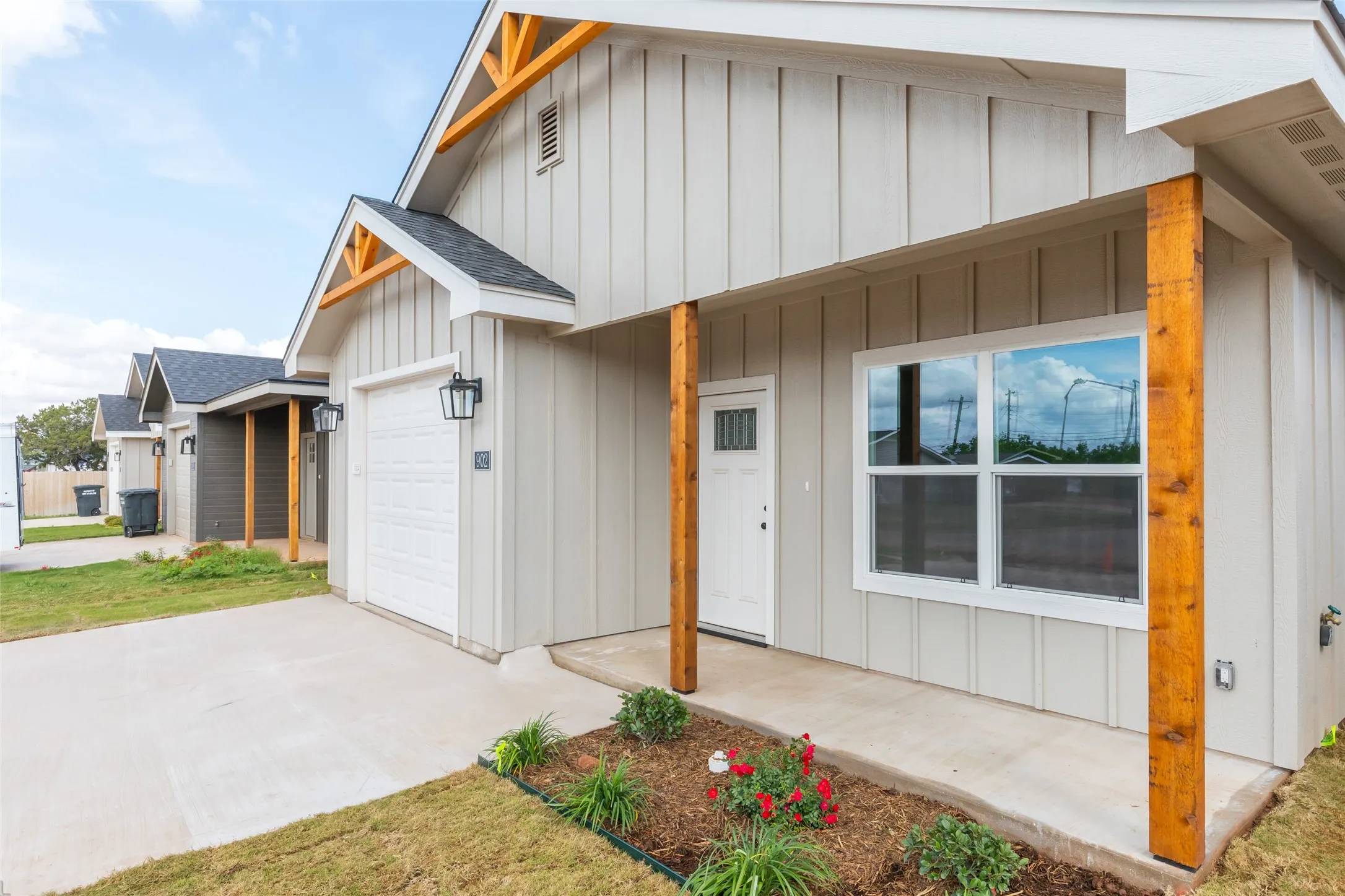 Single Family Residence For Sale in Taylor County , 930 Minda Street, Abilene, Texas 79602, 3 Bedroom, 2 Bathroom, 1 Garage spaces, 1,250 Sqft, built in 2026, mls#21266783, Real Estate Agent in Abilene, Homes For Sale in Taylor county, Homes For Sale in Abilene, Realtor in Abilene Texas, Real Estate Brokerage Independent Realty Texas, Luminita Cordes Realtor