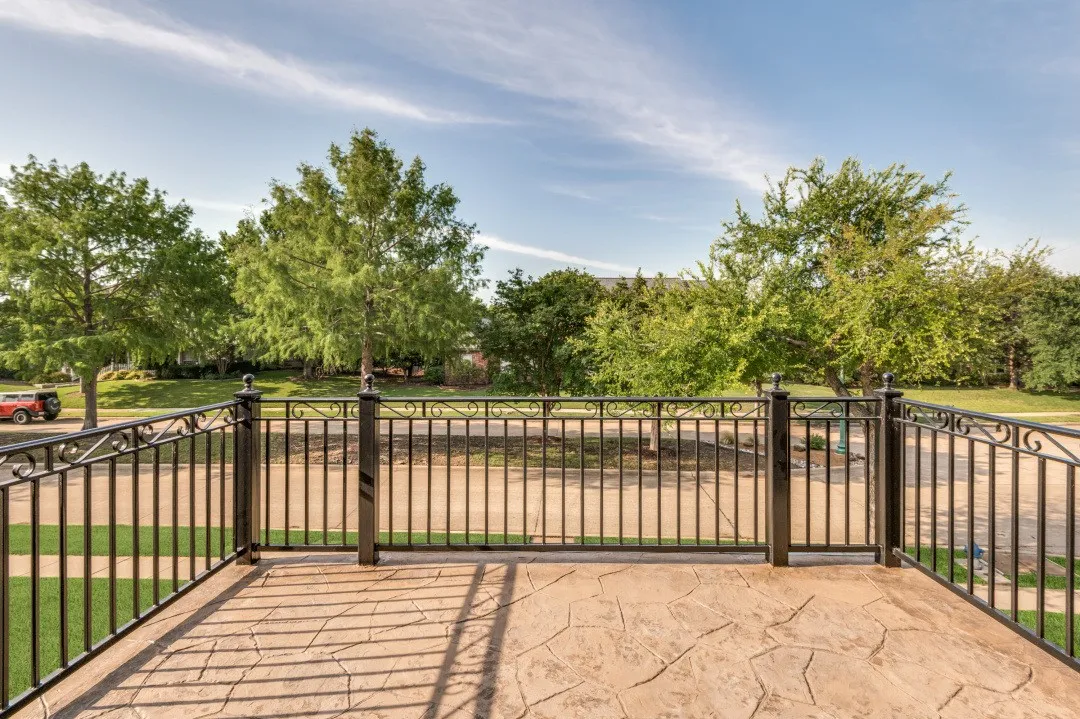 Single Family Residence For Sale in Denton County , 1813 Countryside, Carrollton, Texas 75007, 5 Bedroom, 7 Bathroom, 3 Garage spaces, 5,419 Sqft, built in 1999, mls#21254328, Real Estate Agent in Carrollton, Homes For Sale in Denton county, Homes For Sale in Carrollton, Realtor in Carrollton Texas, Real Estate Brokerage Independent Realty Texas, Luminita Cordes Realtor