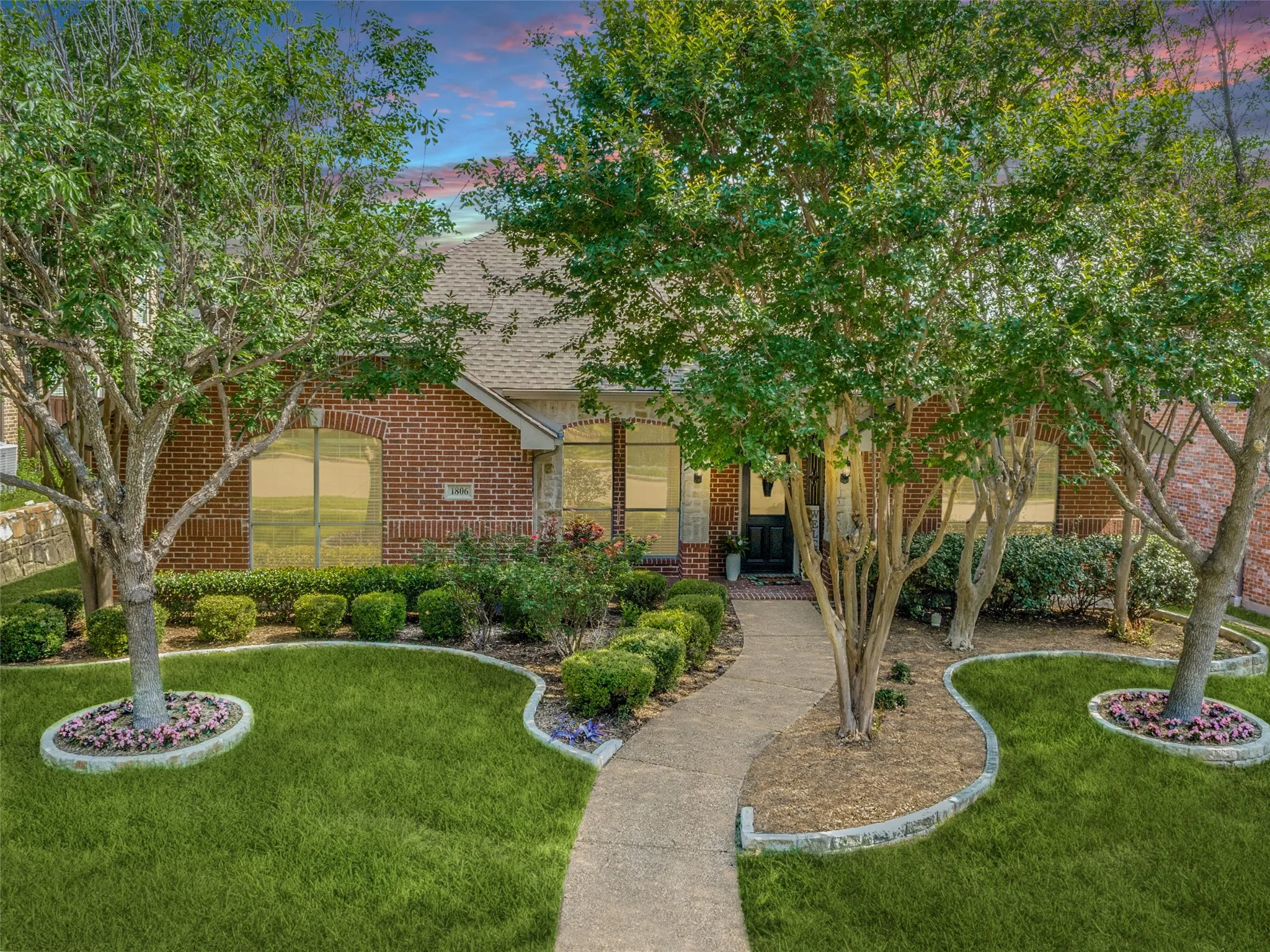 Single Family Residence For Sale in Collin County , 1806 Childress Lane, Allen, Texas 75013, 3 Bedroom, 2 Bathroom, 2 Garage spaces, 2,450 Sqft, built in 2005, mls#21211844, Real Estate Agent in Allen, Homes For Sale in Collin county, Homes For Sale in Allen, Realtor in Allen Texas, Real Estate Brokerage Independent Realty Texas, Luminita Cordes Realtor