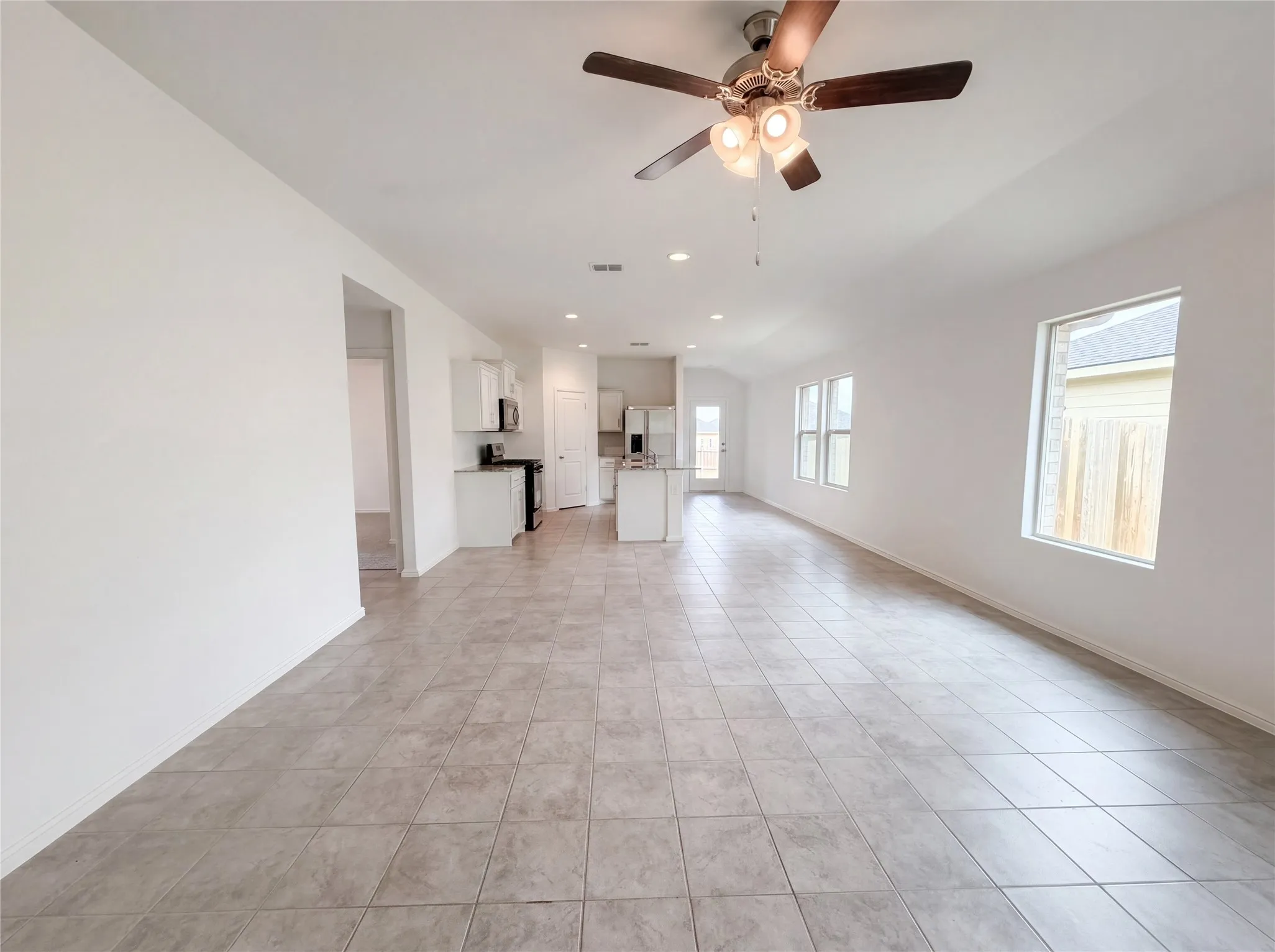 Single Family Residence For Sale in Hood County , 13592 Gunsmoke Lane, Cresson, Texas 76035, 3 Bedroom, 2 Bathroom, 2 Garage spaces, 1,643 Sqft, built in 2024, mls#21268103, Real Estate Agent in Cresson, Homes For Sale in Hood county, Homes For Sale in Cresson, Realtor in Cresson Texas, Real Estate Brokerage Independent Realty Texas, Luminita Cordes Realtor