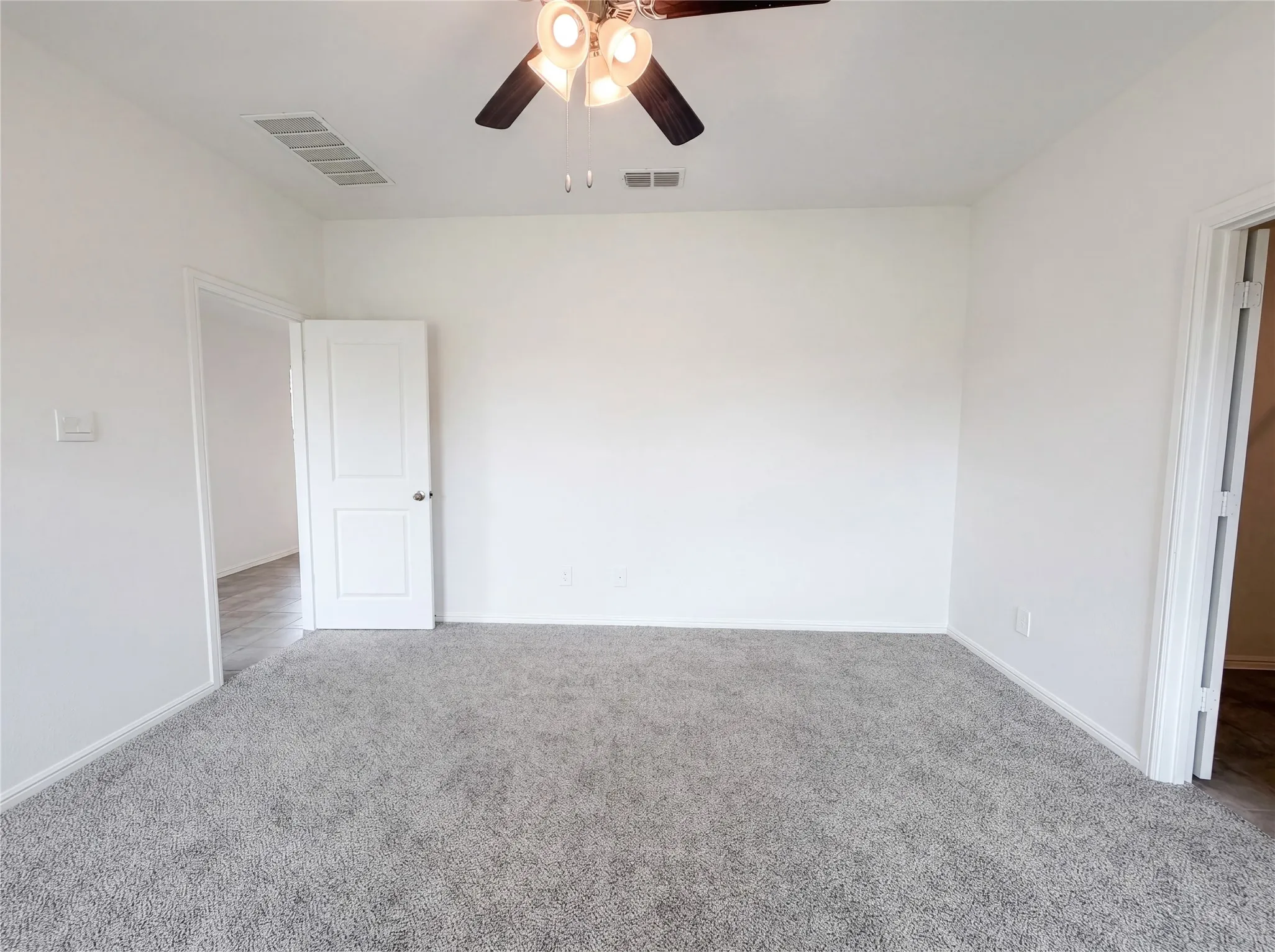 Single Family Residence For Sale in Hood County , 13592 Gunsmoke Lane, Cresson, Texas 76035, 3 Bedroom, 2 Bathroom, 2 Garage spaces, 1,643 Sqft, built in 2024, mls#21268103, Real Estate Agent in Cresson, Homes For Sale in Hood county, Homes For Sale in Cresson, Realtor in Cresson Texas, Real Estate Brokerage Independent Realty Texas, Luminita Cordes Realtor