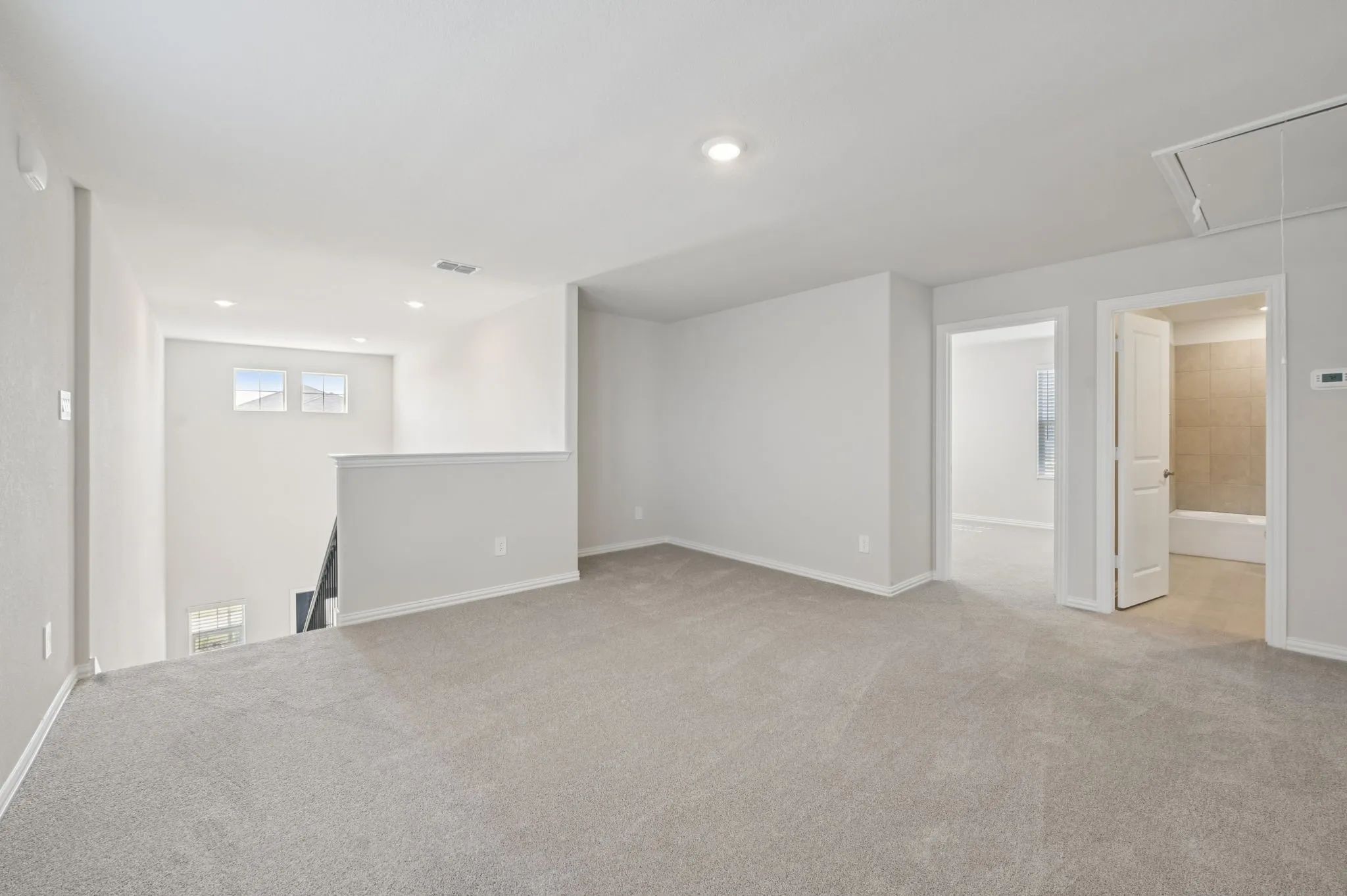  Photo is not of the actual home, but is an inspirational photo of builder’s model home and may depict options, furnishings, and/or decorator features that are not included.
