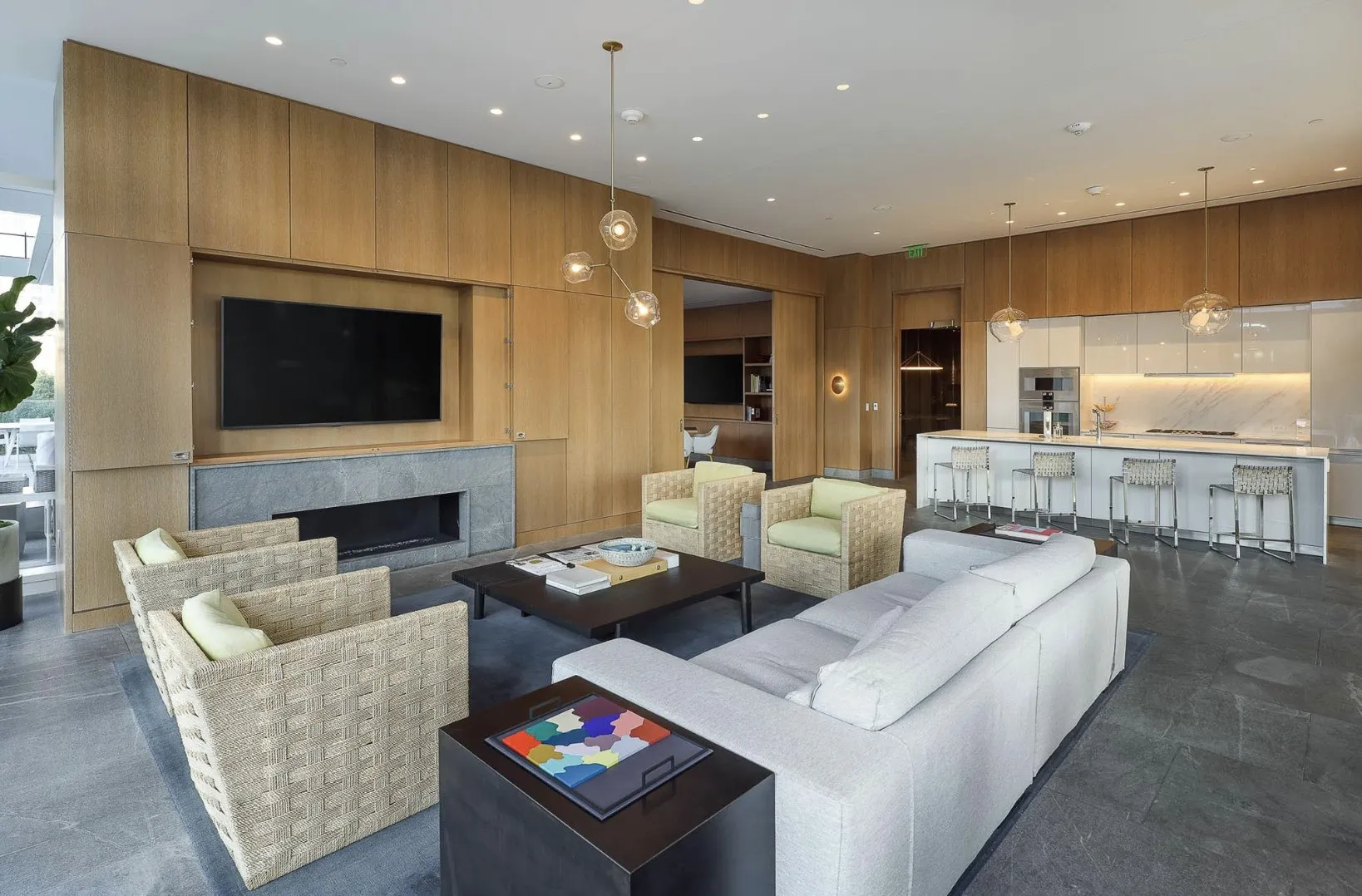 Condominium For Sale in Dallas County , 1747 Leonard Street 1402, Dallas, Texas 75201, 3 Bedrooms, 4 Bathrooms, 3 Garage spaces, 3,677 Sqft, built in 2017, Price $3,950,000, mls#21267787, Real Estate Agent in Dallas, Homes For Sale in Dallas county, Homes For Sale in Dallas, Realtor in Dallas Texas, Real Estate Brokerage Independent Realty Texas, Luminita Cordes Realtor