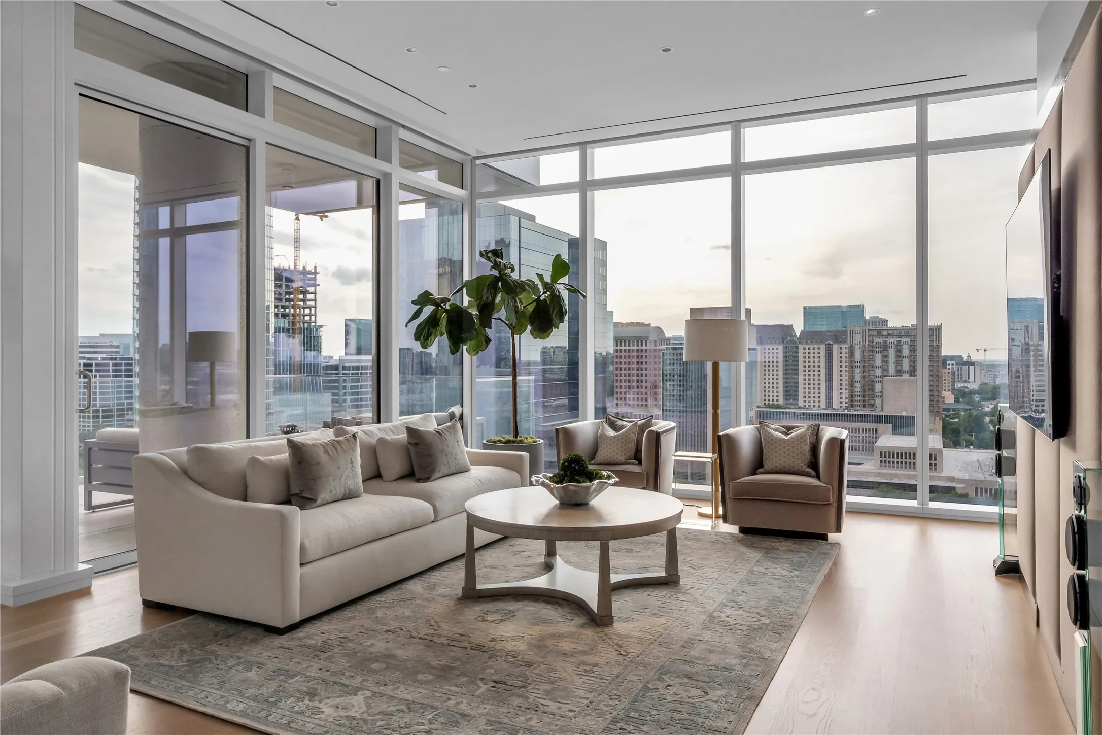 Condominium For Sale in Dallas County , 1747 Leonard Street 1402, Dallas, Texas 75201, 3 Bedrooms, 4 Bathrooms, 3 Garage spaces, 3,677 Sqft, built in 2017, Price $3,950,000, mls#21267787, Real Estate Agent in Dallas, Homes For Sale in Dallas county, Homes For Sale in Dallas, Realtor in Dallas Texas, Real Estate Brokerage Independent Realty Texas, Luminita Cordes Realtor