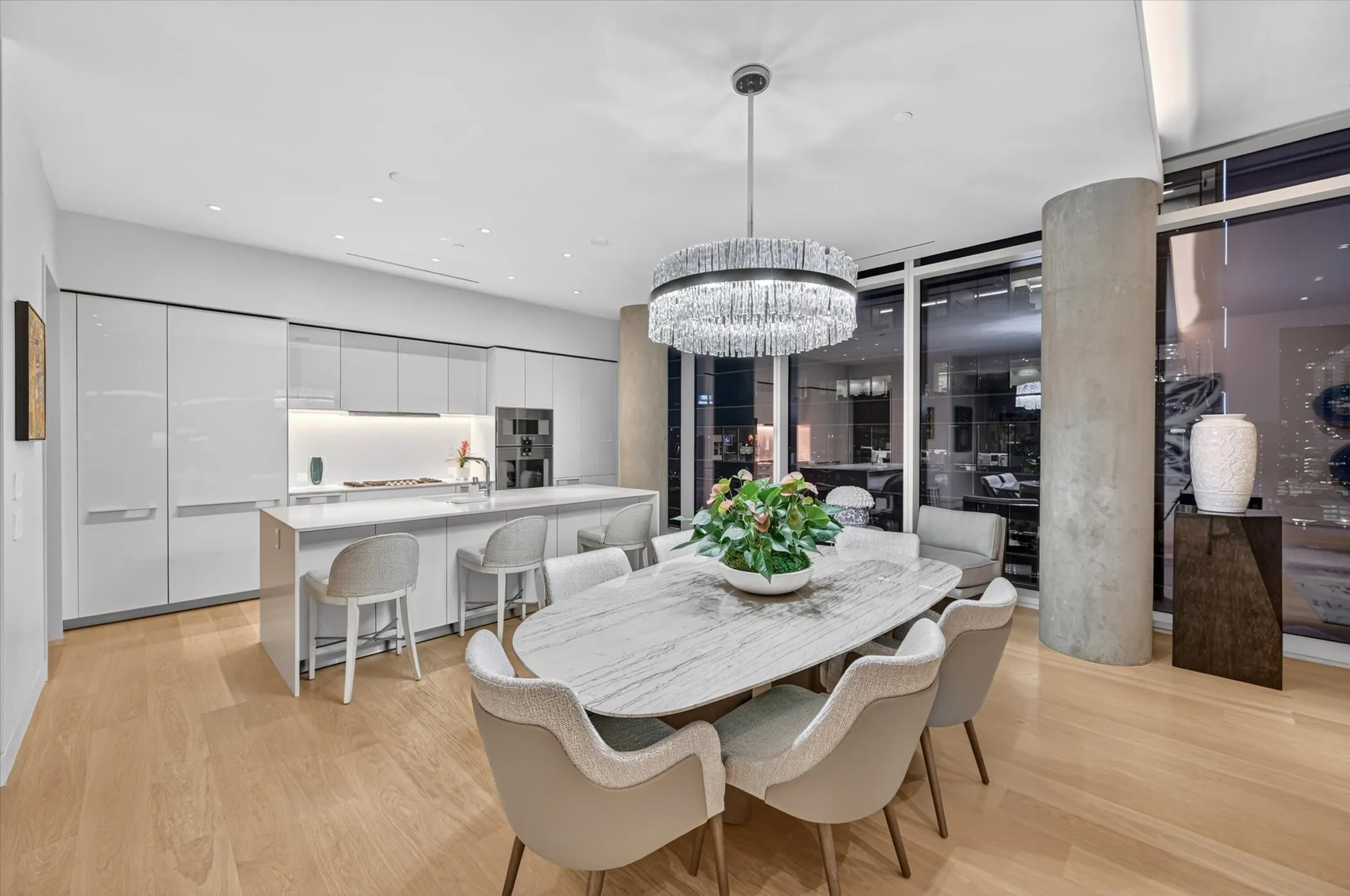 Condominium For Sale in Dallas County , 1747 Leonard Street 1402, Dallas, Texas 75201, 3 Bedrooms, 4 Bathrooms, 3 Garage spaces, 3,677 Sqft, built in 2017, Price $3,950,000, mls#21267787, Real Estate Agent in Dallas, Homes For Sale in Dallas county, Homes For Sale in Dallas, Realtor in Dallas Texas, Real Estate Brokerage Independent Realty Texas, Luminita Cordes Realtor