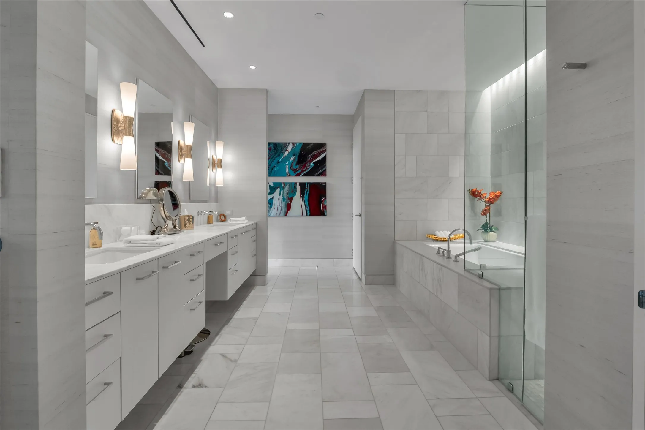 Condominium For Sale in Dallas County , 1747 Leonard Street 1402, Dallas, Texas 75201, 3 Bedrooms, 4 Bathrooms, 3 Garage spaces, 3,677 Sqft, built in 2017, Price $3,950,000, mls#21267787, Real Estate Agent in Dallas, Homes For Sale in Dallas county, Homes For Sale in Dallas, Realtor in Dallas Texas, Real Estate Brokerage Independent Realty Texas, Luminita Cordes Realtor