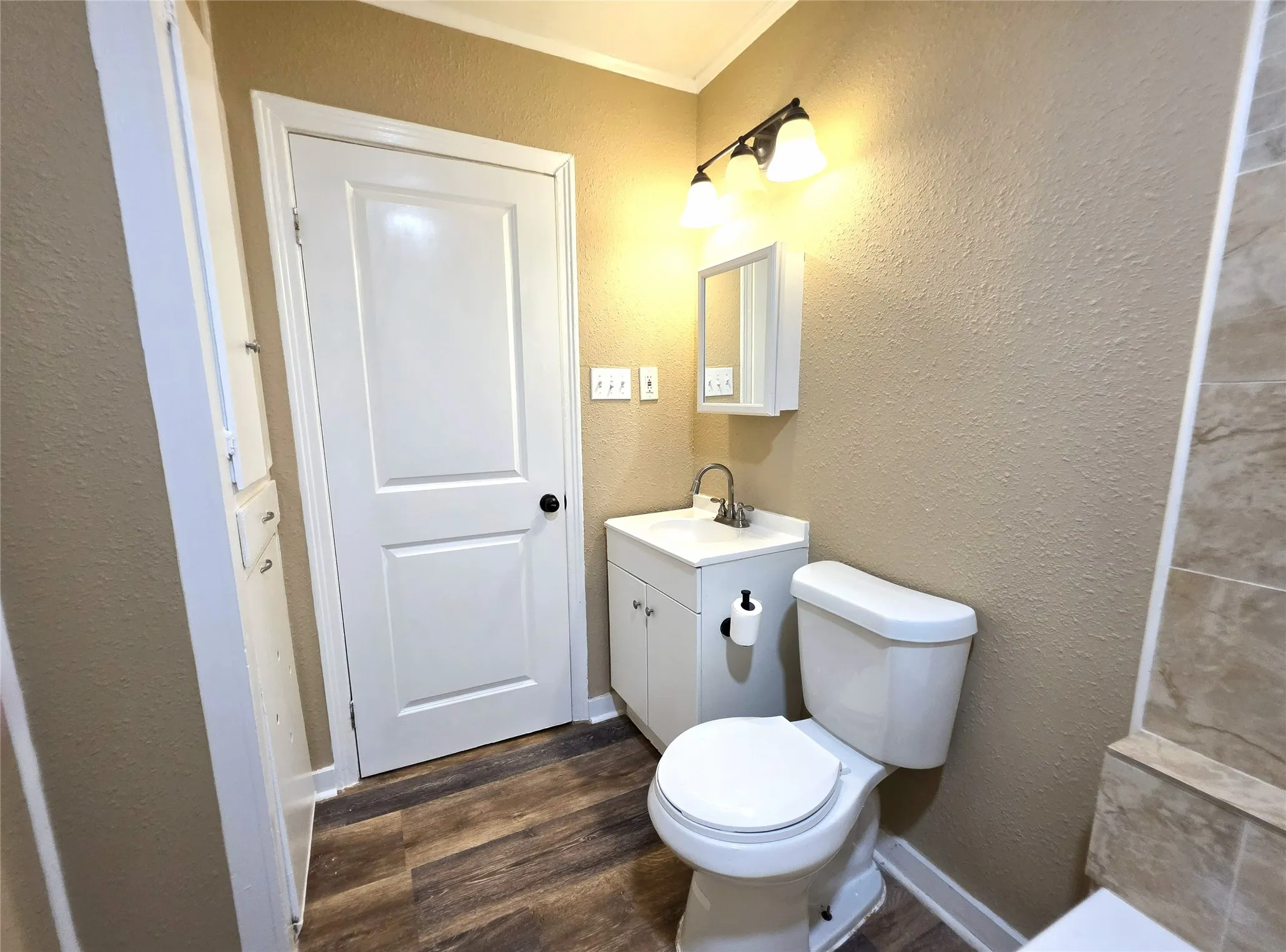 Single Family Residence For Sale in Brown County , 2406 Elizabeth Drive, Brownwood, Texas 76801, 3 Bedroom, 1 Bathroom, 1 Garage spaces, 1,148 Sqft, built in 0, mls#21267247, Real Estate Agent in Brownwood, Homes For Sale in Brown county, Homes For Sale in Brownwood, Realtor in Brownwood Texas, Real Estate Brokerage Independent Realty Texas, Luminita Cordes Realtor