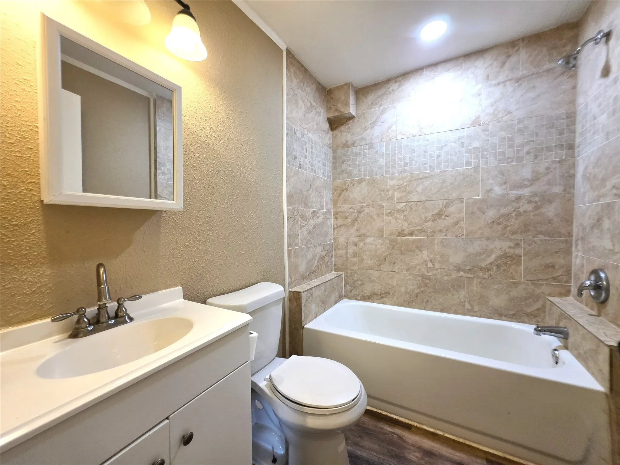 Single Family Residence For Sale in Brown County , 2406 Elizabeth Drive, Brownwood, Texas 76801, 3 Bedroom, 1 Bathroom, 1 Garage spaces, 1,148 Sqft, built in 0, mls#21267247, Real Estate Agent in Brownwood, Homes For Sale in Brown county, Homes For Sale in Brownwood, Realtor in Brownwood Texas, Real Estate Brokerage Independent Realty Texas, Luminita Cordes Realtor