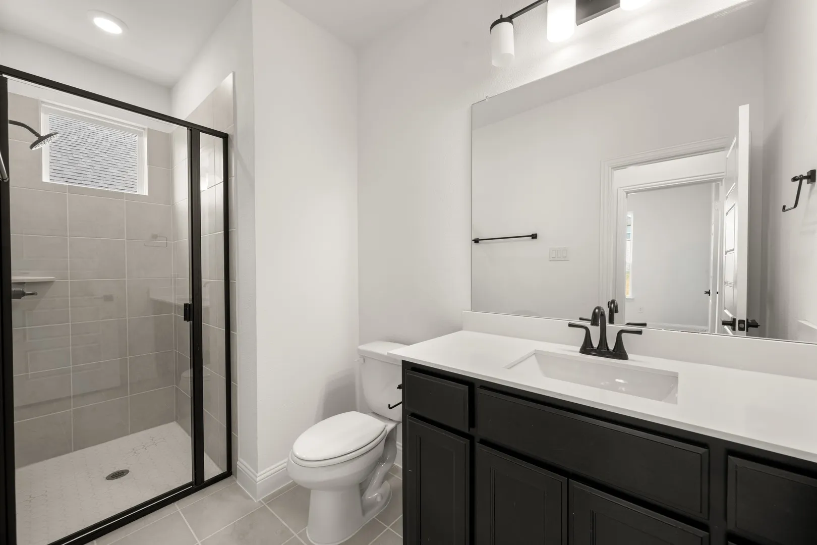 708 Auburn- Bathroom-1
