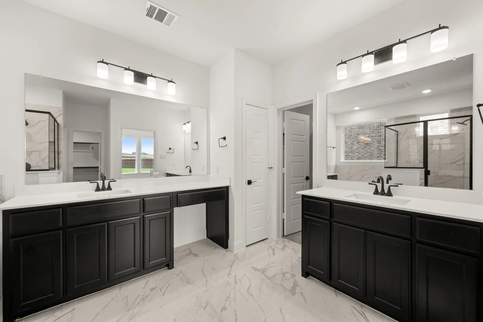 708 Auburn- Primary Suite-4