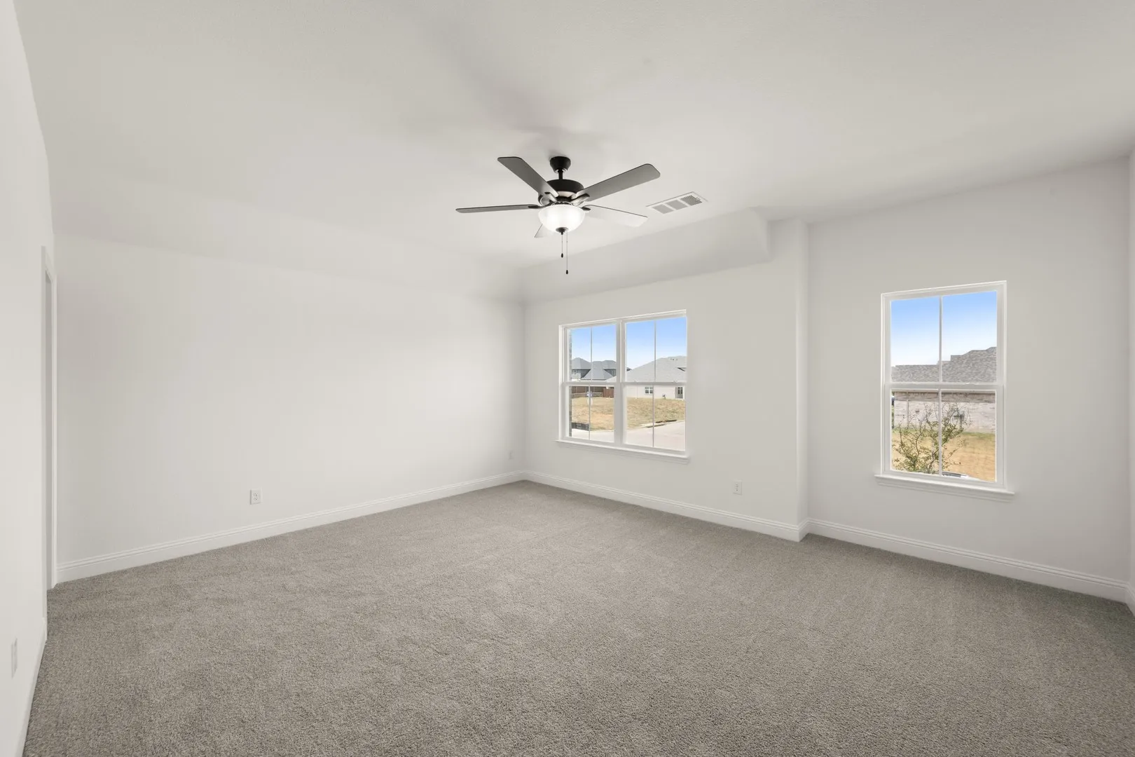 708 Auburn-Game Room-1
