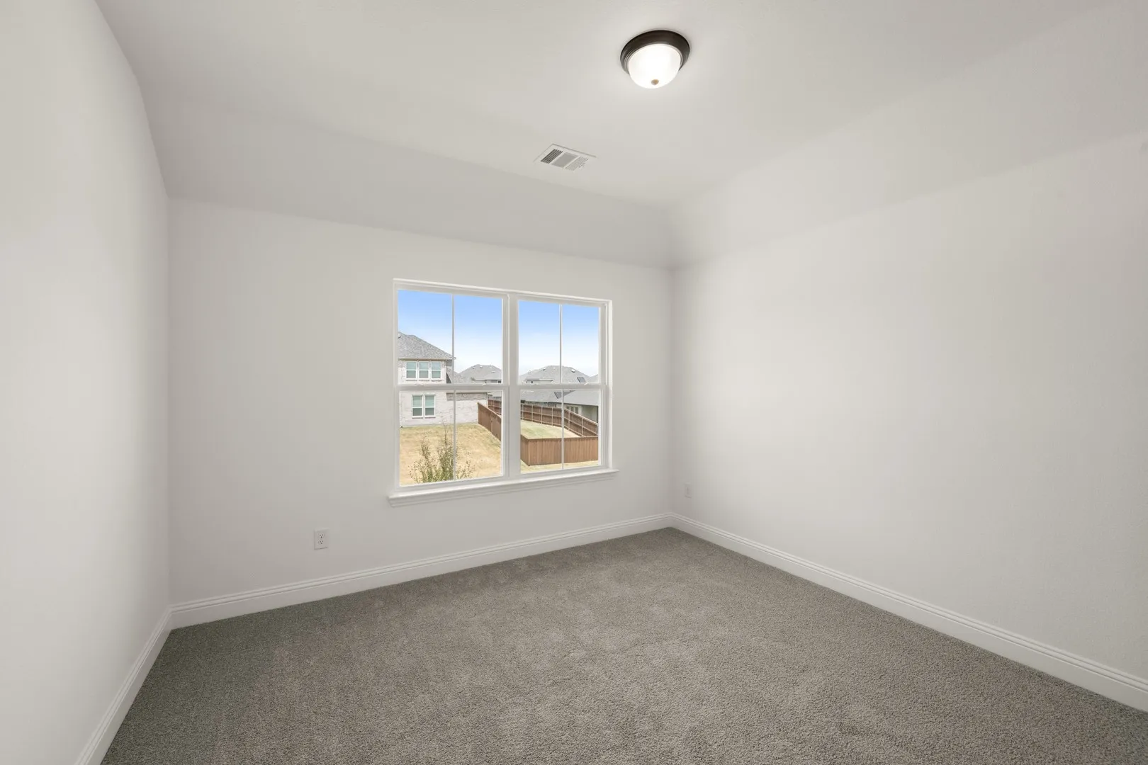 708 Auburn- Bedroom-3