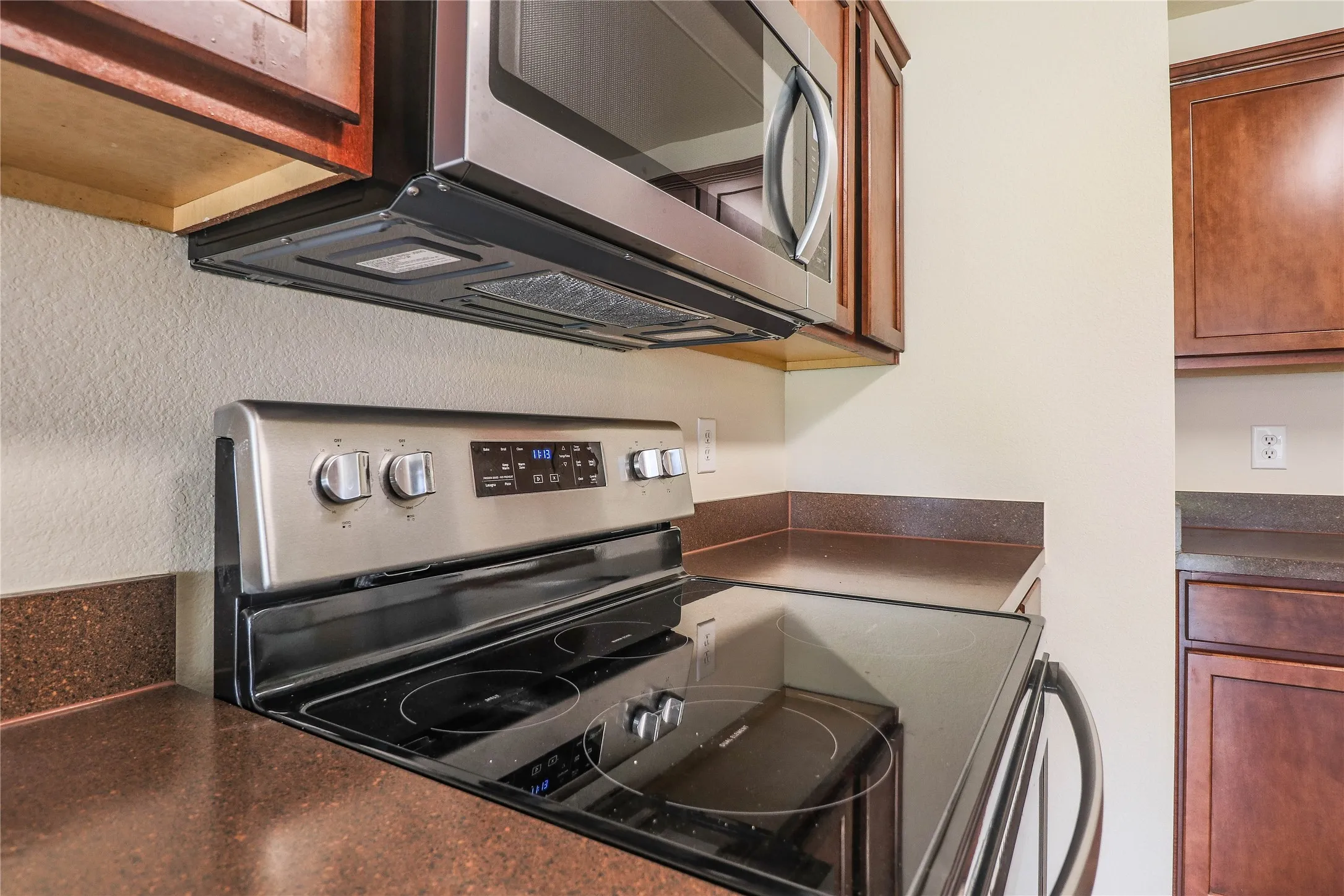 Single Family Residence For Rent in Tarrant County , 4313 Silverwood Trail, Fort Worth, Texas 76244, 4 Bedrooms, 2 Bathrooms, 2 Garage spaces, 2,362 Sqft, built in 2006, Price $2,300, mls#21268195, Real Estate Agent in Fort Worth, Homes For Rent in Tarrant county, Homes For Rent in Fort Worth, Realtor in Fort Worth Texas, Real Estate Brokerage Independent Realty Texas, Luminita Cordes Realtor