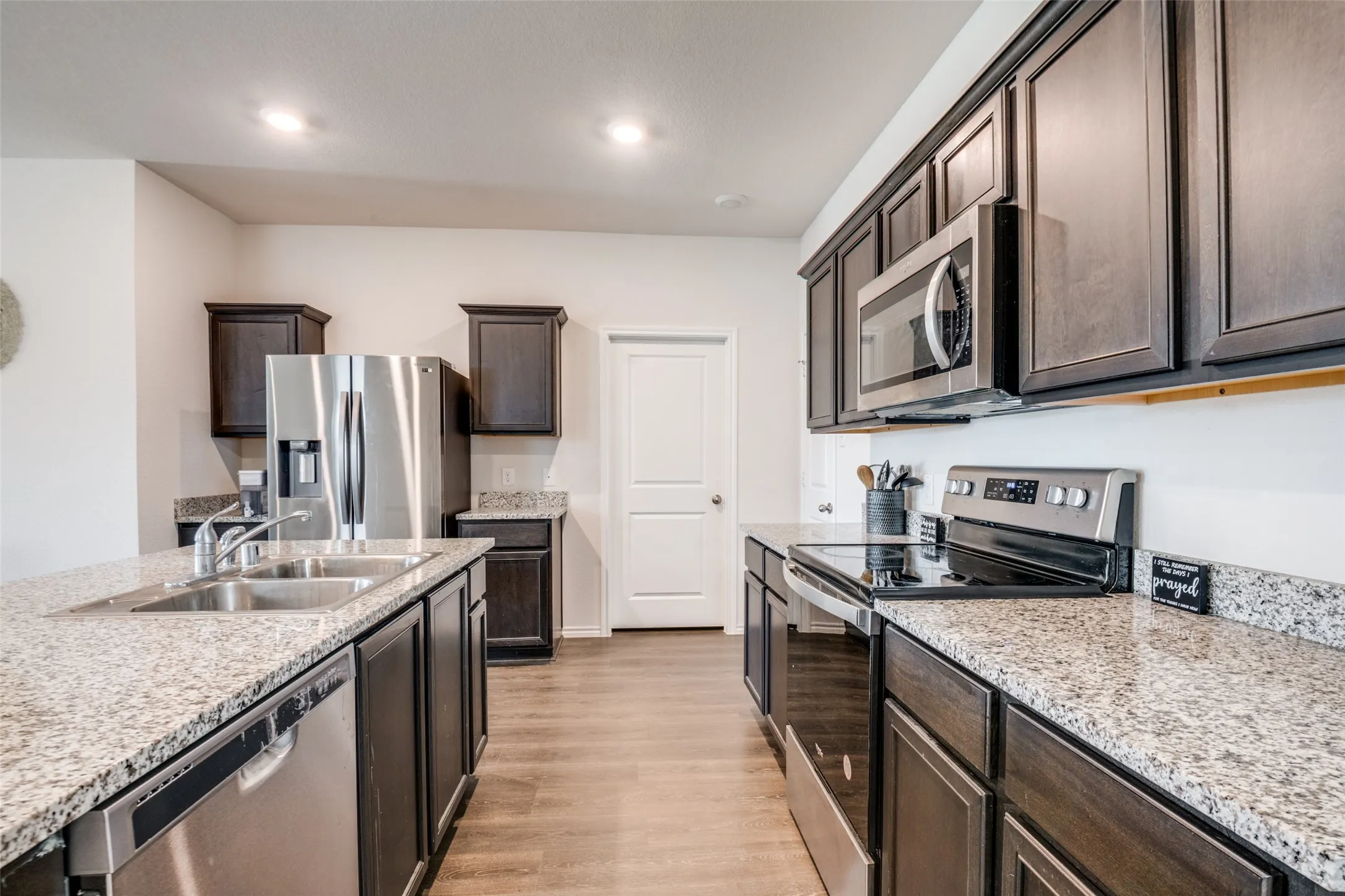 Single Family Residence For Sale in Kaufman County , 1655 Seadrift Drive, Forney, Texas 75126, 4 Bedroom, 3 Bathroom, 2 Garage spaces, 2,057 Sqft, built in 2021, mls#21268143, Real Estate Agent in Forney, Homes For Sale in Kaufman county, Homes For Sale in Forney, Realtor in Forney Texas, Real Estate Brokerage Independent Realty Texas, Luminita Cordes Realtor
