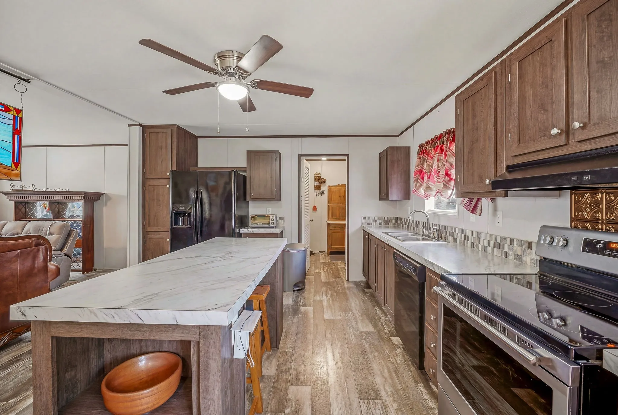 Mobile Home For Sale in Hood County , 4807 Orange Blossom Street, Granbury, Texas 76048, 4 Bedroom, 2 Bathroom, Garage spaces, 1,456 Sqft, built in 2019, mls#21267833, Real Estate Agent in Granbury, Homes For Sale in Hood county, Homes For Sale in Granbury, Realtor in Granbury Texas, Real Estate Brokerage Independent Realty Texas, Luminita Cordes Realtor