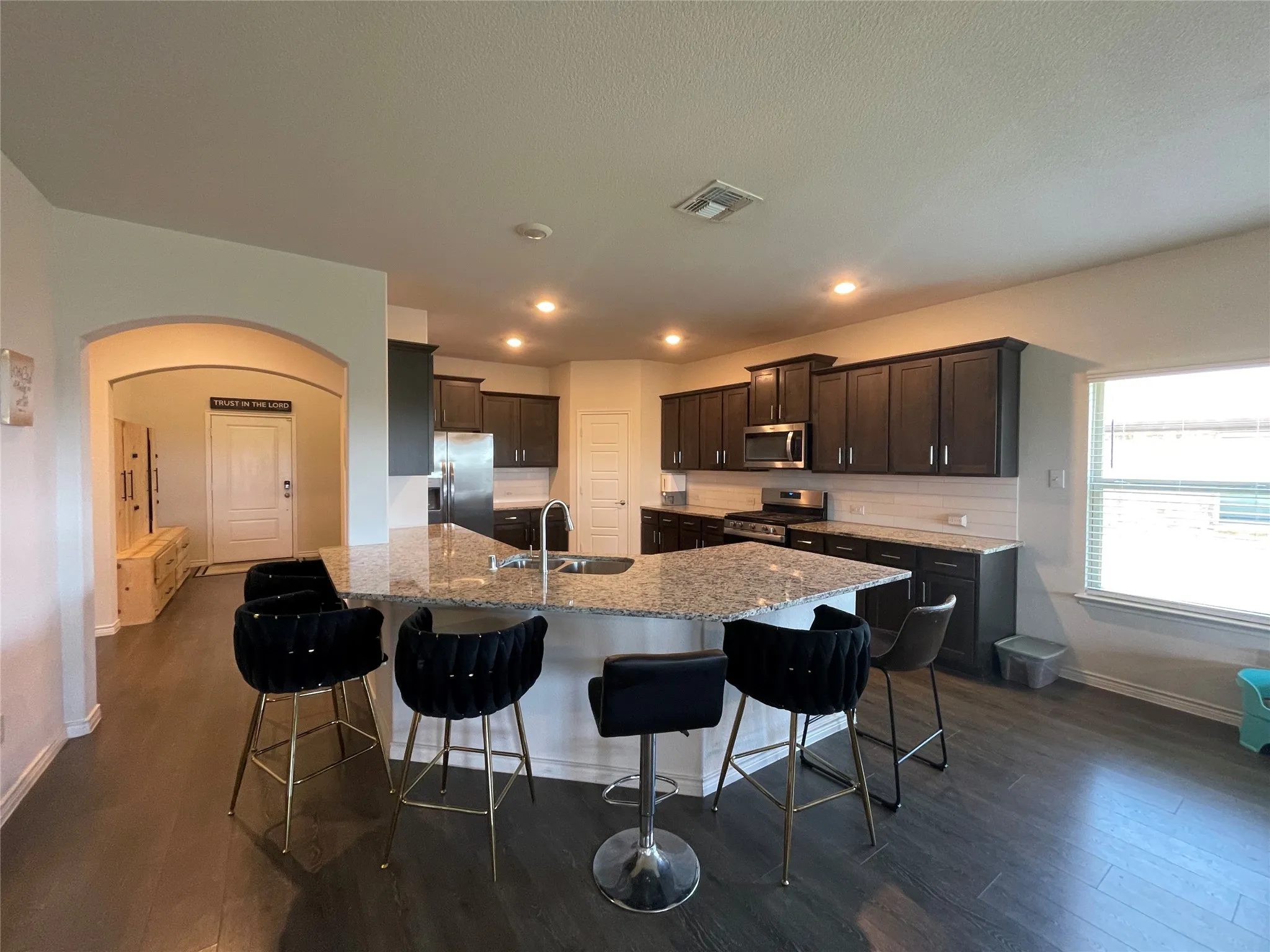 Single Family Residence For Rent in Rockwall County , 564 Declaration Way, Fate, Texas 75189, 4 Bedroom, 3 Bathroom, 2 Garage spaces, 2,670 Sqft, built in 2021, mls#21268258, Real Estate Agent in Fate, Homes For Rent in Rockwall county, Homes For Rent in Fate, Realtor in Fate Texas, Real Estate Brokerage Independent Realty Texas, Luminita Cordes Realtor