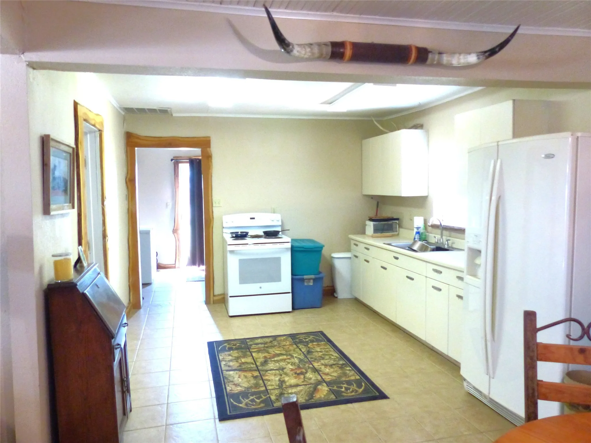 Farm For Sale in Mc Culloch County , 1825 FM 1028, Rochelle, Texas 76872, 2 Bedroom, 2 Bathroom, Garage spaces, 2,090 Sqft, built in 2000, mls#21268255, Real Estate Agent in Rochelle, Homes For Sale in Mc Culloch county, Homes For Sale in Rochelle, Realtor in Rochelle Texas, Real Estate Brokerage Independent Realty Texas, Luminita Cordes Realtor