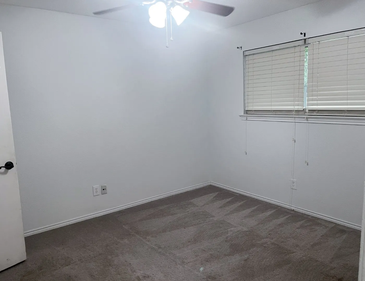 Duplex For Rent in Collin County , 1805 Bristol Cove, Plano, Texas 75074, 3 Bedroom, 2 Bathroom, Garage spaces, 1,623 Sqft, built in 1978, mls#21268256, Real Estate Agent in Plano, Homes For Rent in Collin county, Homes For Rent in Plano, Realtor in Plano Texas, Real Estate Brokerage Independent Realty Texas, Luminita Cordes Realtor