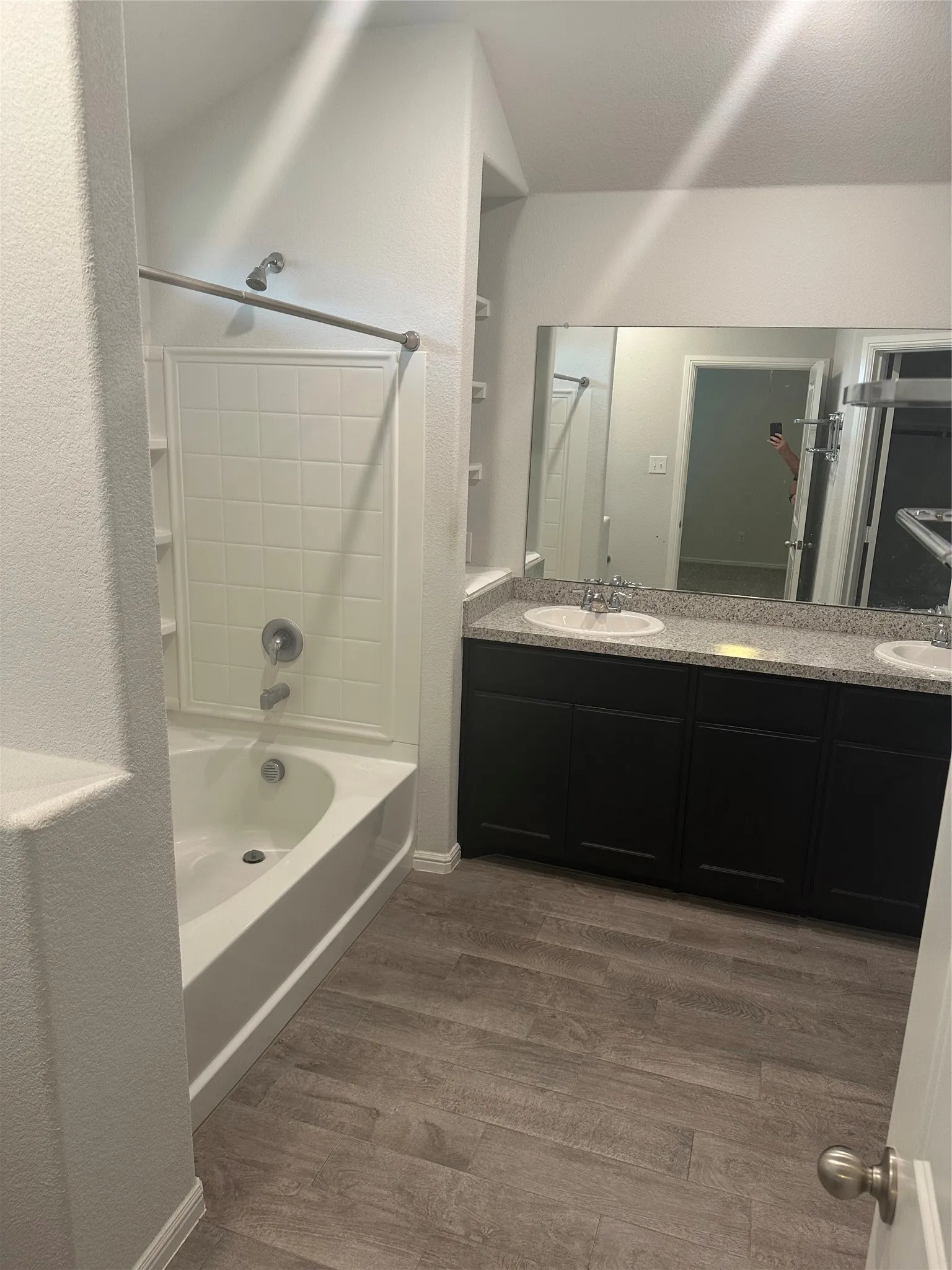 Single Family Residence For Rent in Tarrant County , 6200 Blacksmith Avenue, Fort Worth, Texas 76179, 4 Bedrooms, 2 Bathrooms, 1 Garage spaces, 1,796 Sqft, built in 2020, Price $2,199, mls#21266901, Real Estate Agent in Fort Worth, Homes For Rent in Tarrant county, Homes For Rent in Fort Worth, Realtor in Fort Worth Texas, Real Estate Brokerage Independent Realty Texas, Luminita Cordes Realtor
