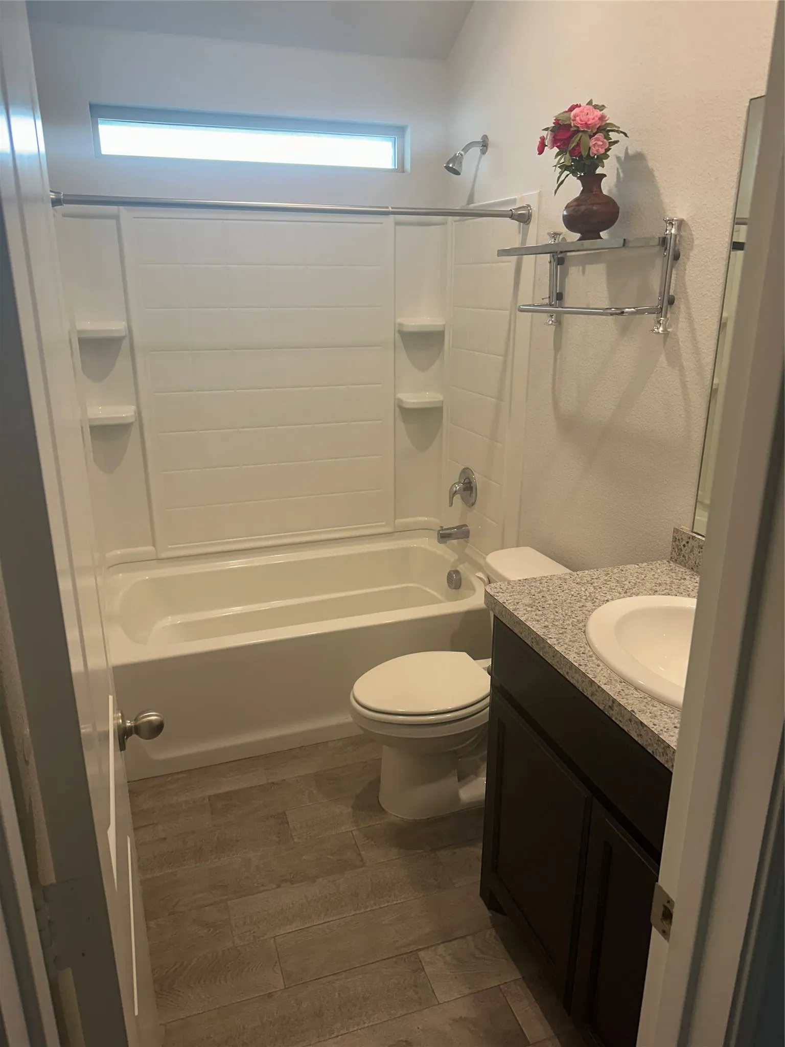 Single Family Residence For Rent in Tarrant County , 6200 Blacksmith Avenue, Fort Worth, Texas 76179, 4 Bedrooms, 2 Bathrooms, 1 Garage spaces, 1,796 Sqft, built in 2020, Price $2,199, mls#21266901, Real Estate Agent in Fort Worth, Homes For Rent in Tarrant county, Homes For Rent in Fort Worth, Realtor in Fort Worth Texas, Real Estate Brokerage Independent Realty Texas, Luminita Cordes Realtor
