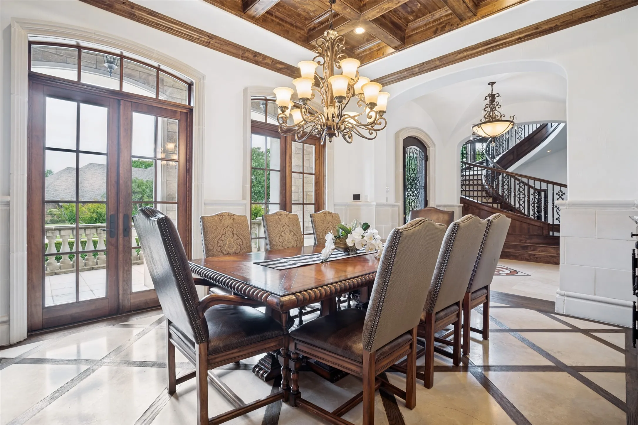 Single Family Residence For Sale in Tarrant County , 1701 Sherburne Drive, Keller, Texas 76262, 5 Bedroom, 7 Bathroom, 6 Garage spaces, 8,654 Sqft, built in 2009, mls#21268318, Real Estate Agent in Keller, Homes For Sale in Tarrant county, Homes For Sale in Keller, Realtor in Keller Texas, Real Estate Brokerage Independent Realty Texas, Luminita Cordes Realtor