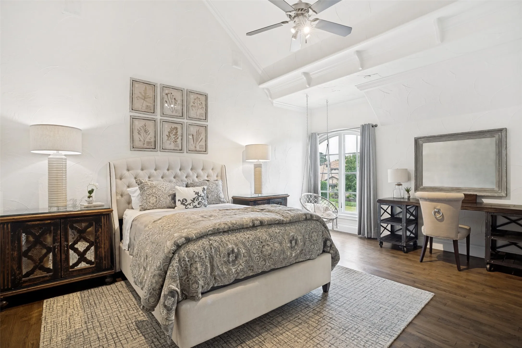 Single Family Residence For Sale in Tarrant County , 1701 Sherburne Drive, Keller, Texas 76262, 5 Bedroom, 7 Bathroom, 6 Garage spaces, 8,654 Sqft, built in 2009, mls#21268318, Real Estate Agent in Keller, Homes For Sale in Tarrant county, Homes For Sale in Keller, Realtor in Keller Texas, Real Estate Brokerage Independent Realty Texas, Luminita Cordes Realtor