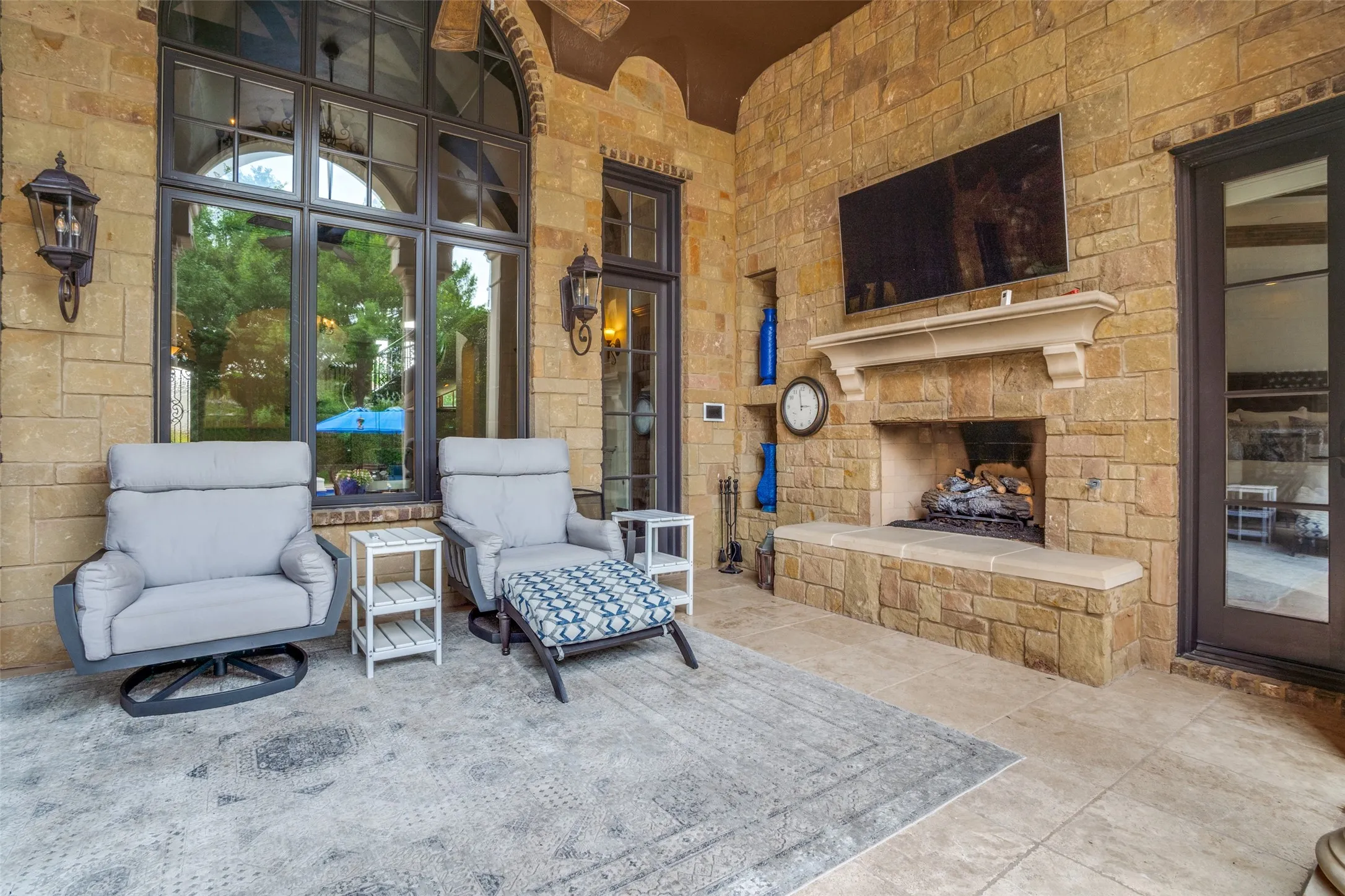 Single Family Residence For Sale in Tarrant County , 1701 Sherburne Drive, Keller, Texas 76262, 5 Bedroom, 7 Bathroom, 6 Garage spaces, 8,654 Sqft, built in 2009, mls#21268318, Real Estate Agent in Keller, Homes For Sale in Tarrant county, Homes For Sale in Keller, Realtor in Keller Texas, Real Estate Brokerage Independent Realty Texas, Luminita Cordes Realtor