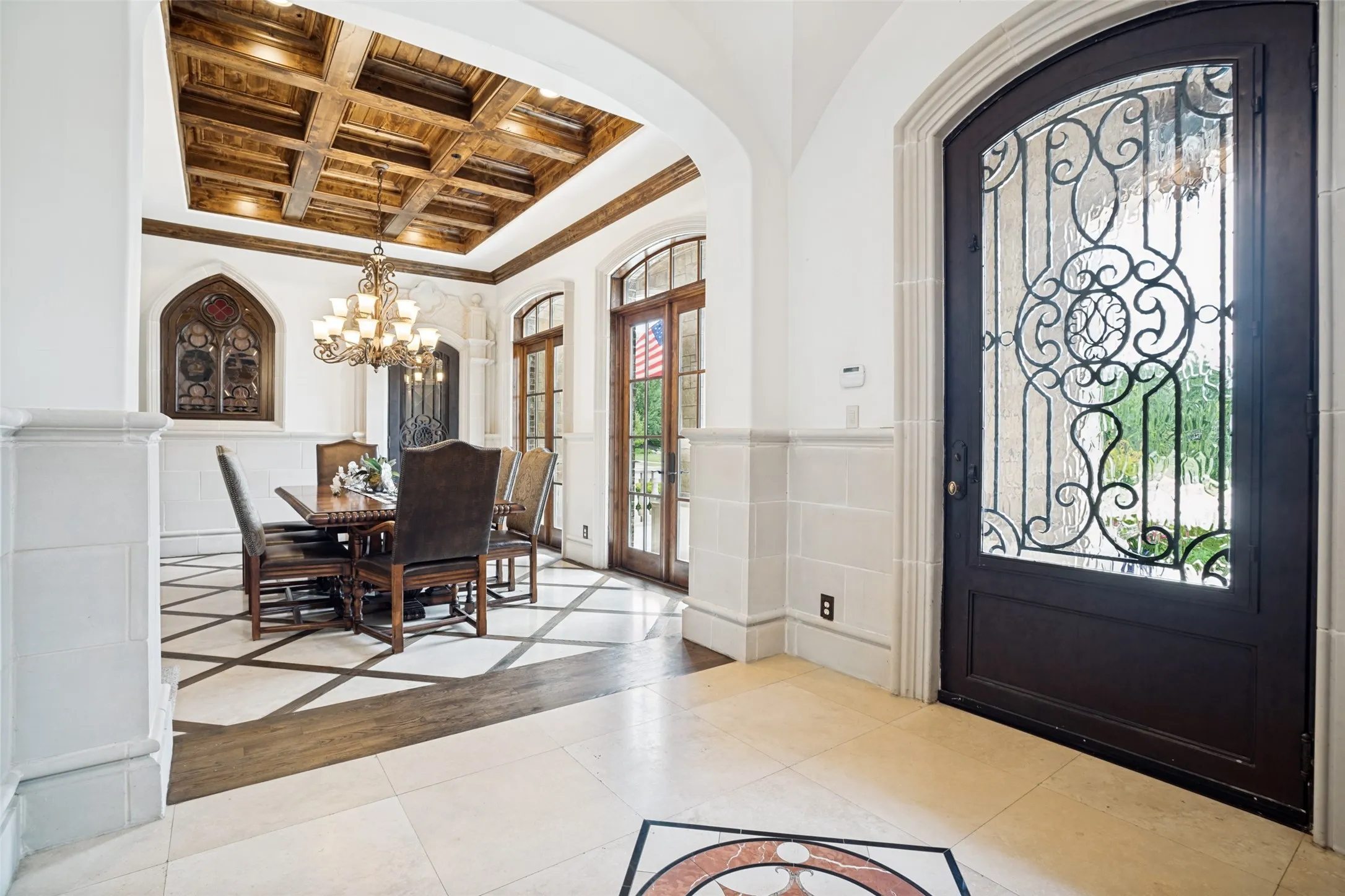 Single Family Residence For Sale in Tarrant County , 1701 Sherburne Drive, Keller, Texas 76262, 5 Bedroom, 7 Bathroom, 6 Garage spaces, 8,654 Sqft, built in 2009, mls#21268318, Real Estate Agent in Keller, Homes For Sale in Tarrant county, Homes For Sale in Keller, Realtor in Keller Texas, Real Estate Brokerage Independent Realty Texas, Luminita Cordes Realtor