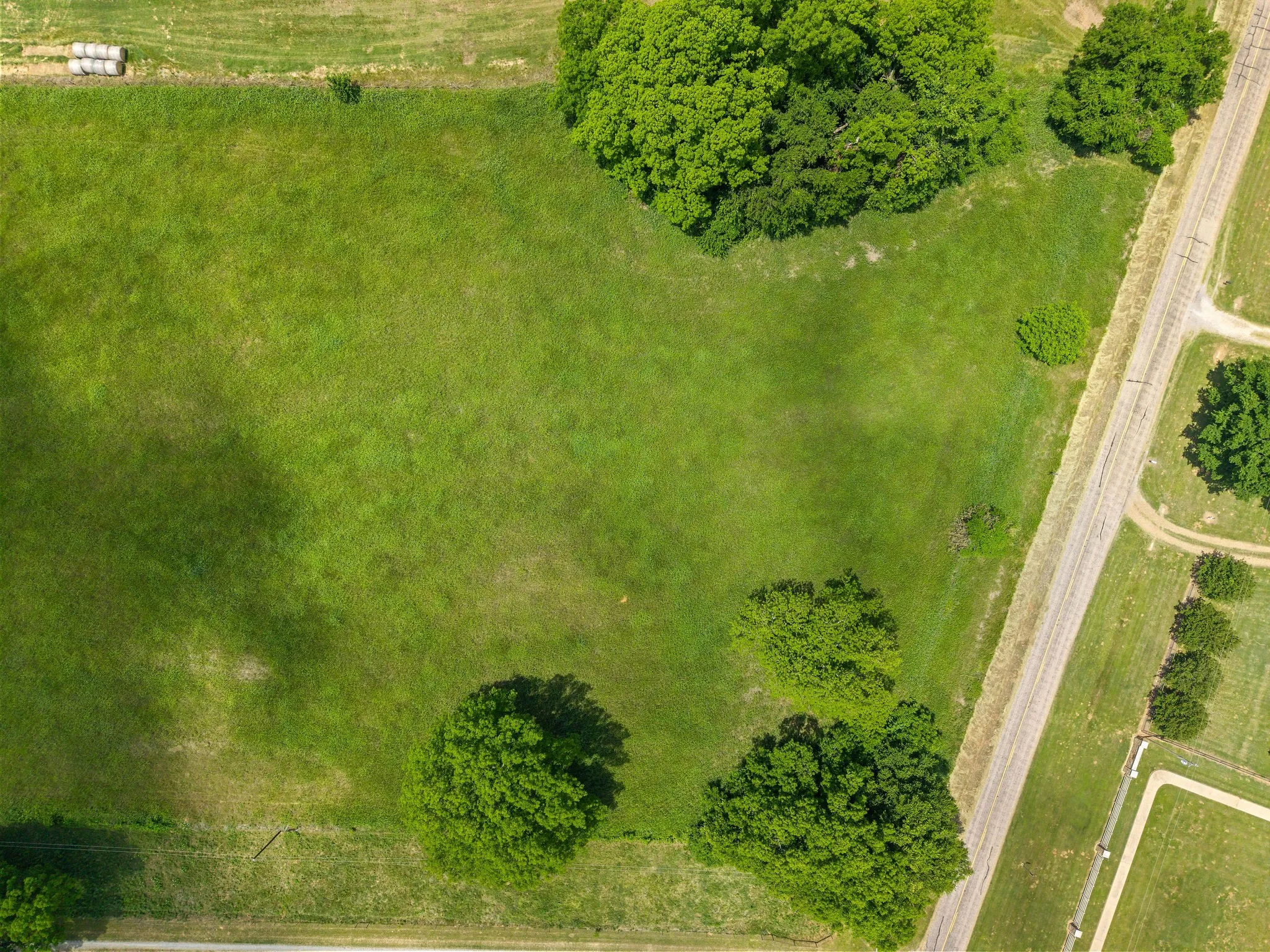 Unimproved Land For Sale in Fannin County , TBD FM 3221, Bonham, Texas 75418, 0, 0, Garage spaces, 0 Sqft, built in 0, Price $250,000, mls#21266847, Real Estate Agent in Bonham, Homes For Sale in Fannin county, Homes For Sale in Bonham, Realtor in Bonham Texas, Real Estate Brokerage Independent Realty Texas, Luminita Cordes Realtor
