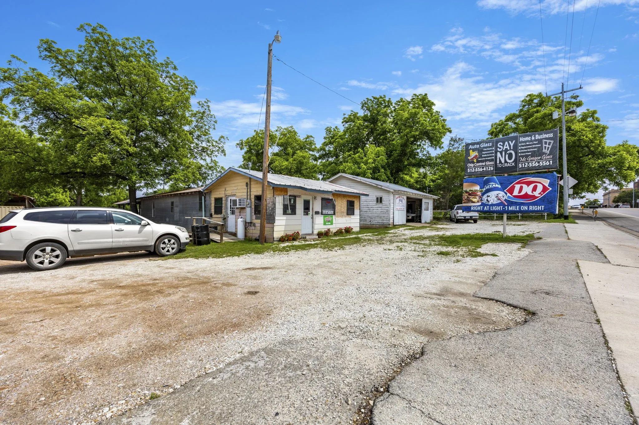 Industrial For Sale in San Saba County , 214 N High Street, San Saba, Texas 76877, 0, 0, Garage spaces, 1,540 Sqft, built in 1940, mls#21267150, Real Estate Agent in San Saba, Homes For Sale in San Saba county, Homes For Sale in San Saba, Realtor in San Saba Texas, Real Estate Brokerage Independent Realty Texas, Luminita Cordes Realtor
