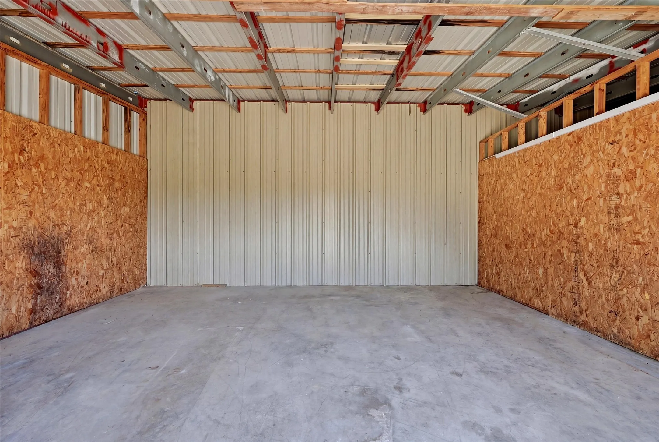 Industrial For Rent in Grayson County , 224 E Cottage Street, Sherman, Texas 75090, 0, 0, Garage spaces, 10,200 Sqft, built in 1985, Price $7,555, mls#21267461, Real Estate Agent in Sherman, Homes For Rent in Grayson county, Homes For Rent in Sherman, Realtor in Sherman Texas, Real Estate Brokerage Independent Realty Texas, Luminita Cordes Realtor