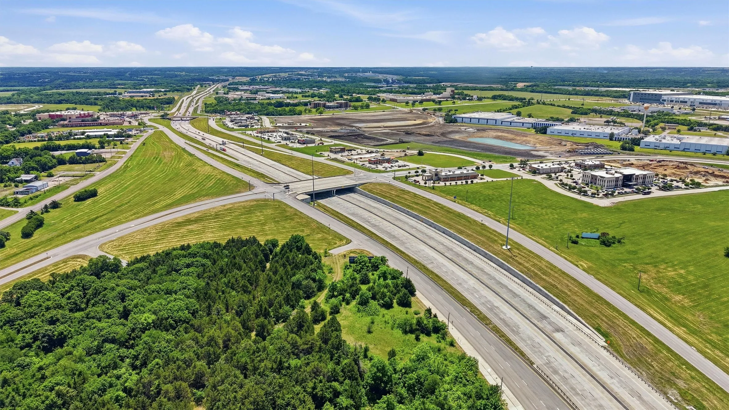 Industrial For Rent in Grayson County , 224 E Cottage Street, Sherman, Texas 75090, 0, 0, Garage spaces, 10,200 Sqft, built in 1985, Price $7,555, mls#21267461, Real Estate Agent in Sherman, Homes For Rent in Grayson county, Homes For Rent in Sherman, Realtor in Sherman Texas, Real Estate Brokerage Independent Realty Texas, Luminita Cordes Realtor