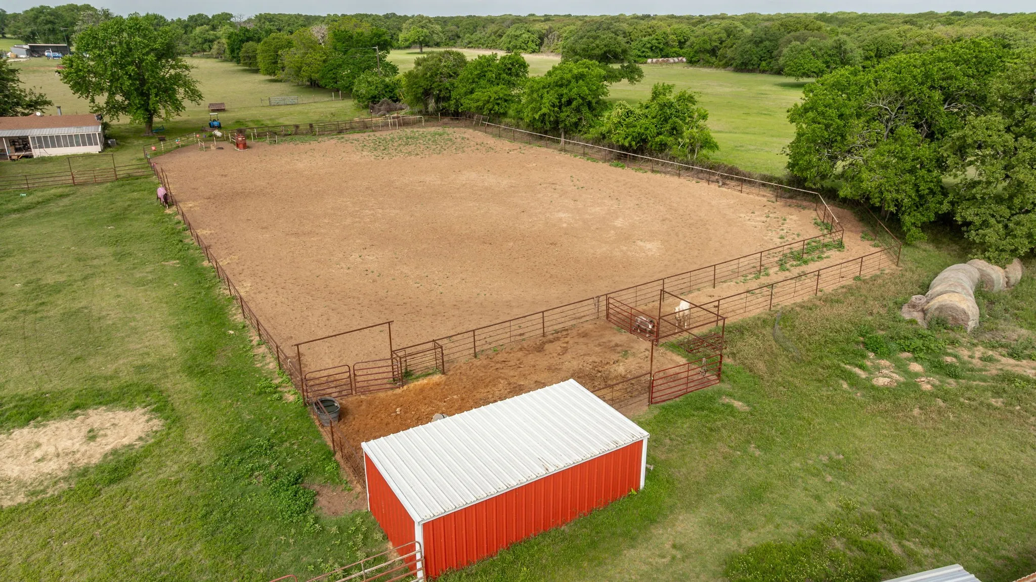 Multiple Parcels For Sale in Erath County , 1450 Lincoln Drive, Stephenville, Texas 76401, 11 Bedroom, 6 Bathroom, Garage spaces, 0 Sqft, built in 1987, mls#21266459, Real Estate Agent in Stephenville, Homes For Sale in Erath county, Homes For Sale in Stephenville, Realtor in Stephenville Texas, Real Estate Brokerage Independent Realty Texas, Luminita Cordes Realtor