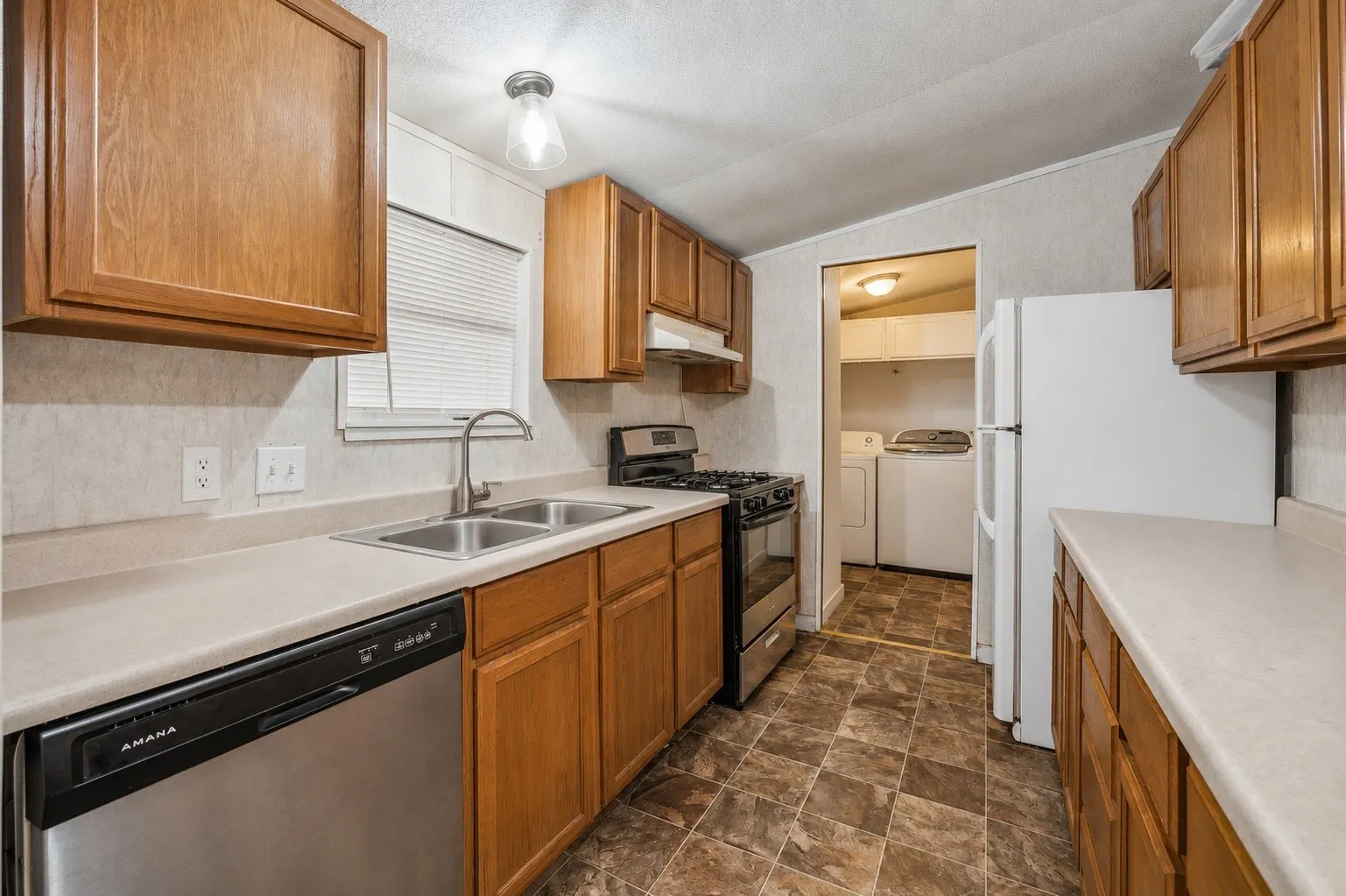 Multiple Parcels For Sale in Erath County , 1450 Lincoln Drive, Stephenville, Texas 76401, 11 Bedroom, 6 Bathroom, Garage spaces, 0 Sqft, built in 1987, mls#21266459, Real Estate Agent in Stephenville, Homes For Sale in Erath county, Homes For Sale in Stephenville, Realtor in Stephenville Texas, Real Estate Brokerage Independent Realty Texas, Luminita Cordes Realtor