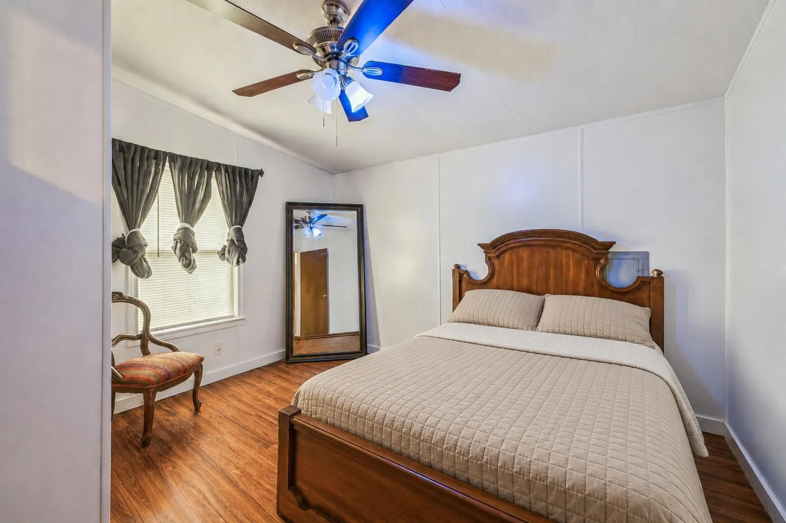 Multiple Parcels For Sale in Erath County , 1450 Lincoln Drive, Stephenville, Texas 76401, 11 Bedroom, 6 Bathroom, Garage spaces, 0 Sqft, built in 1987, mls#21266459, Real Estate Agent in Stephenville, Homes For Sale in Erath county, Homes For Sale in Stephenville, Realtor in Stephenville Texas, Real Estate Brokerage Independent Realty Texas, Luminita Cordes Realtor