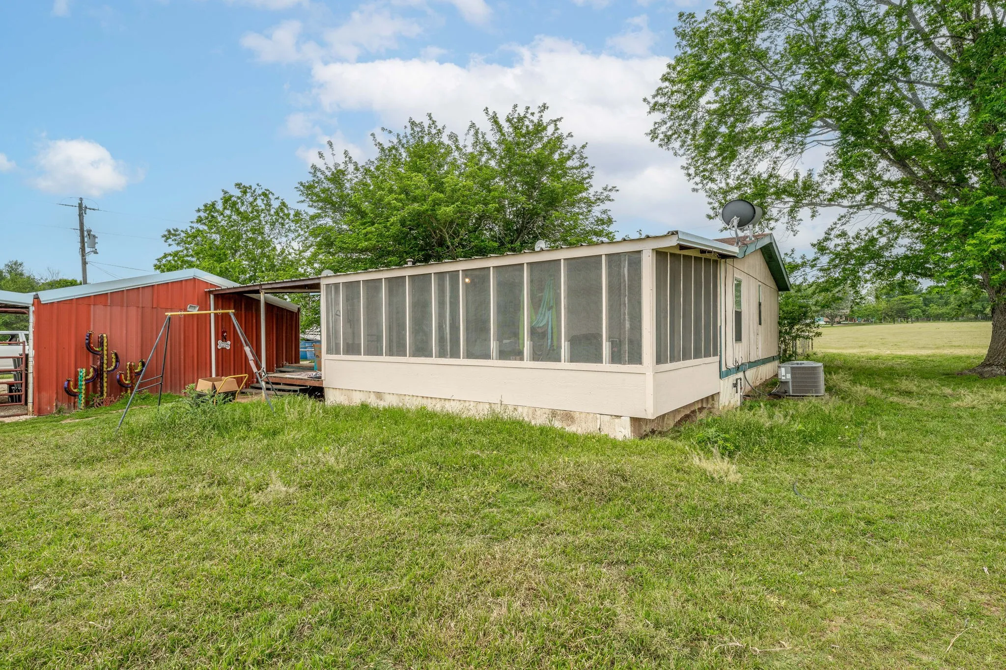 Multiple Parcels For Sale in Erath County , 1450 Lincoln Drive, Stephenville, Texas 76401, 11 Bedroom, 6 Bathroom, Garage spaces, 0 Sqft, built in 1987, mls#21266459, Real Estate Agent in Stephenville, Homes For Sale in Erath county, Homes For Sale in Stephenville, Realtor in Stephenville Texas, Real Estate Brokerage Independent Realty Texas, Luminita Cordes Realtor